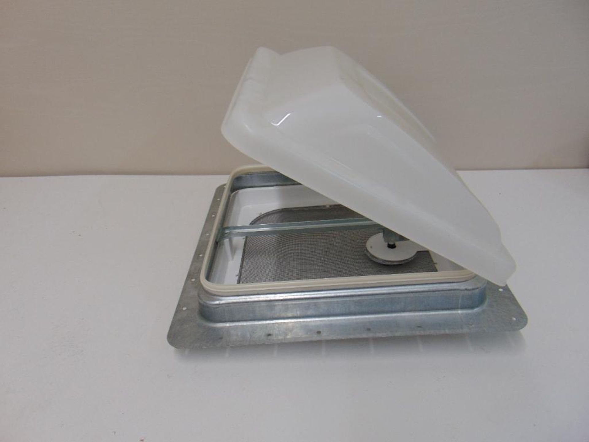 New! Dexter Ventadome Manual Vent - Image 5 of 5