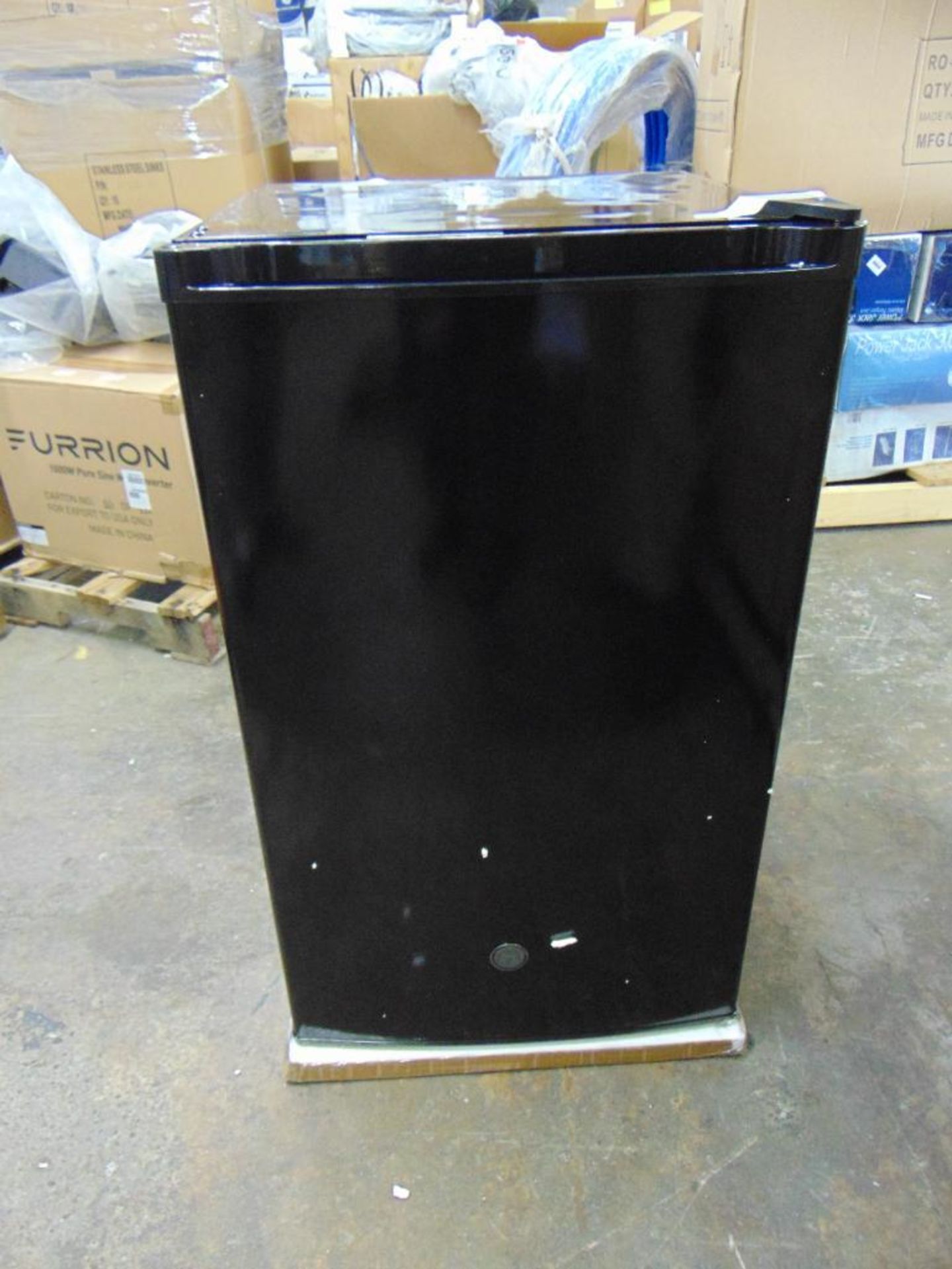 New! GE Model GME04GGKBBB Mini Fridge - Image 3 of 9