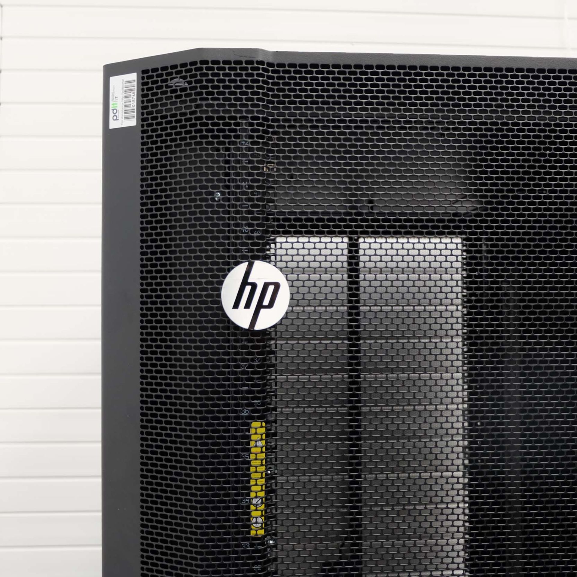 Hewlett Packard HP42U Enterprize Pallet Rack on Wheels. Size 800mm x 1075mm. Height 2000mm. Year 201 - Image 10 of 10
