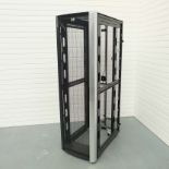 Hewlett Packard Pallet Rack on Wheels. Size 600mm x 1000mm. Height 2000mm.