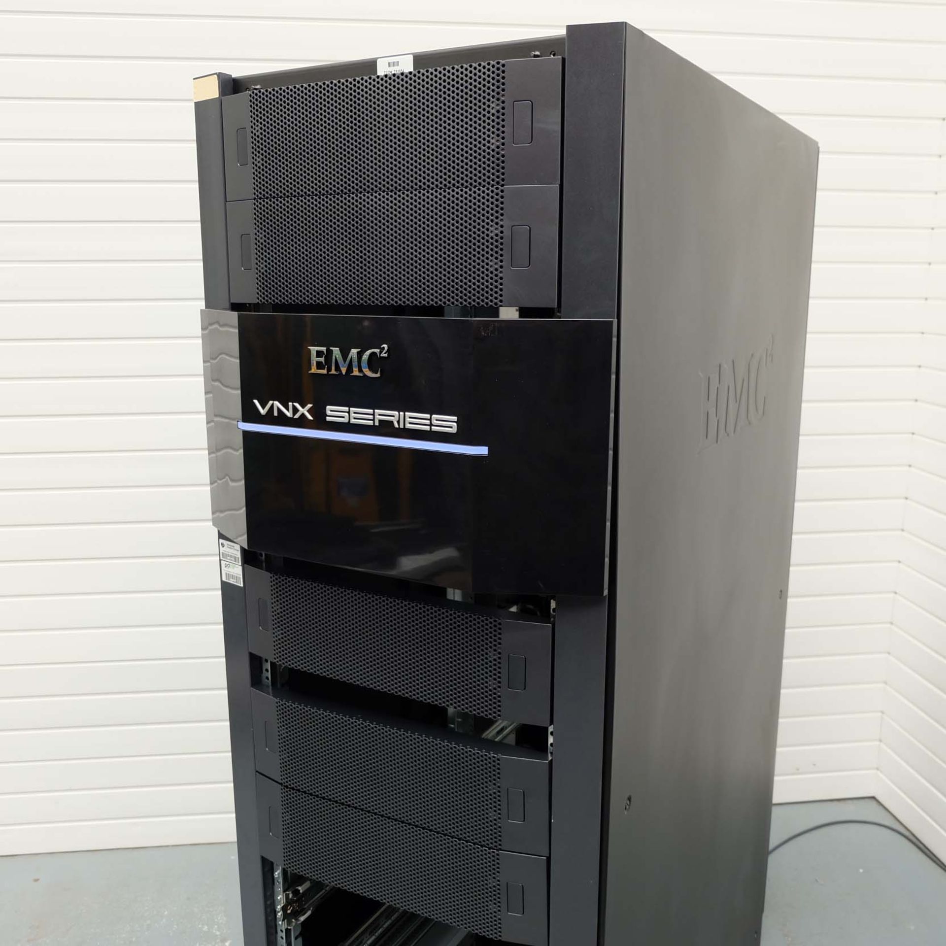 EMC² VNX Series Model T-Rack 6 on Wheels. Size 610mm x 1100mm. Height 1900mm. - Image 2 of 14