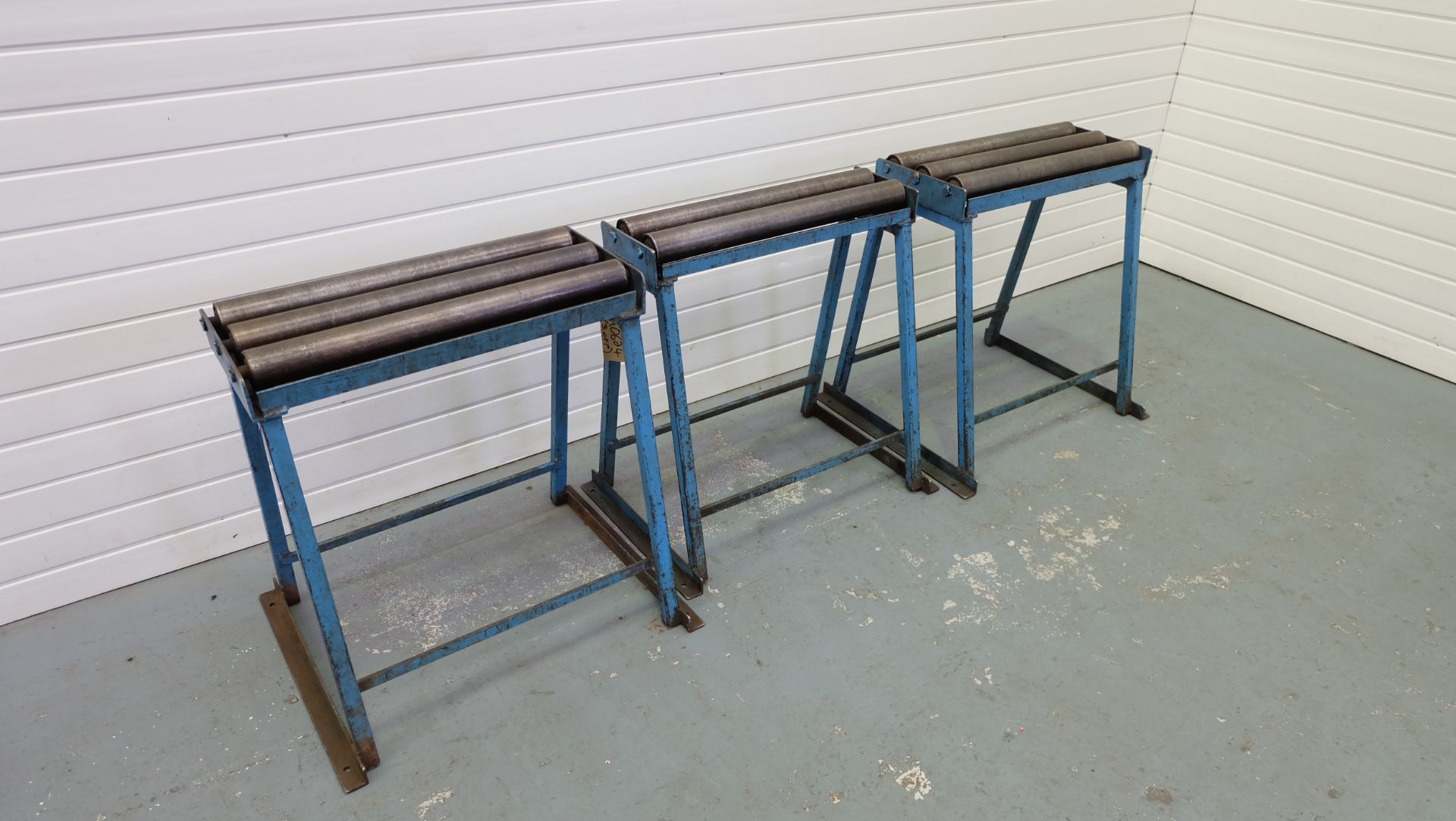 Three Roller Stands. Width of Rollers: 24". Height of Rollers: 28 3/4". - Bild 2 aus 6