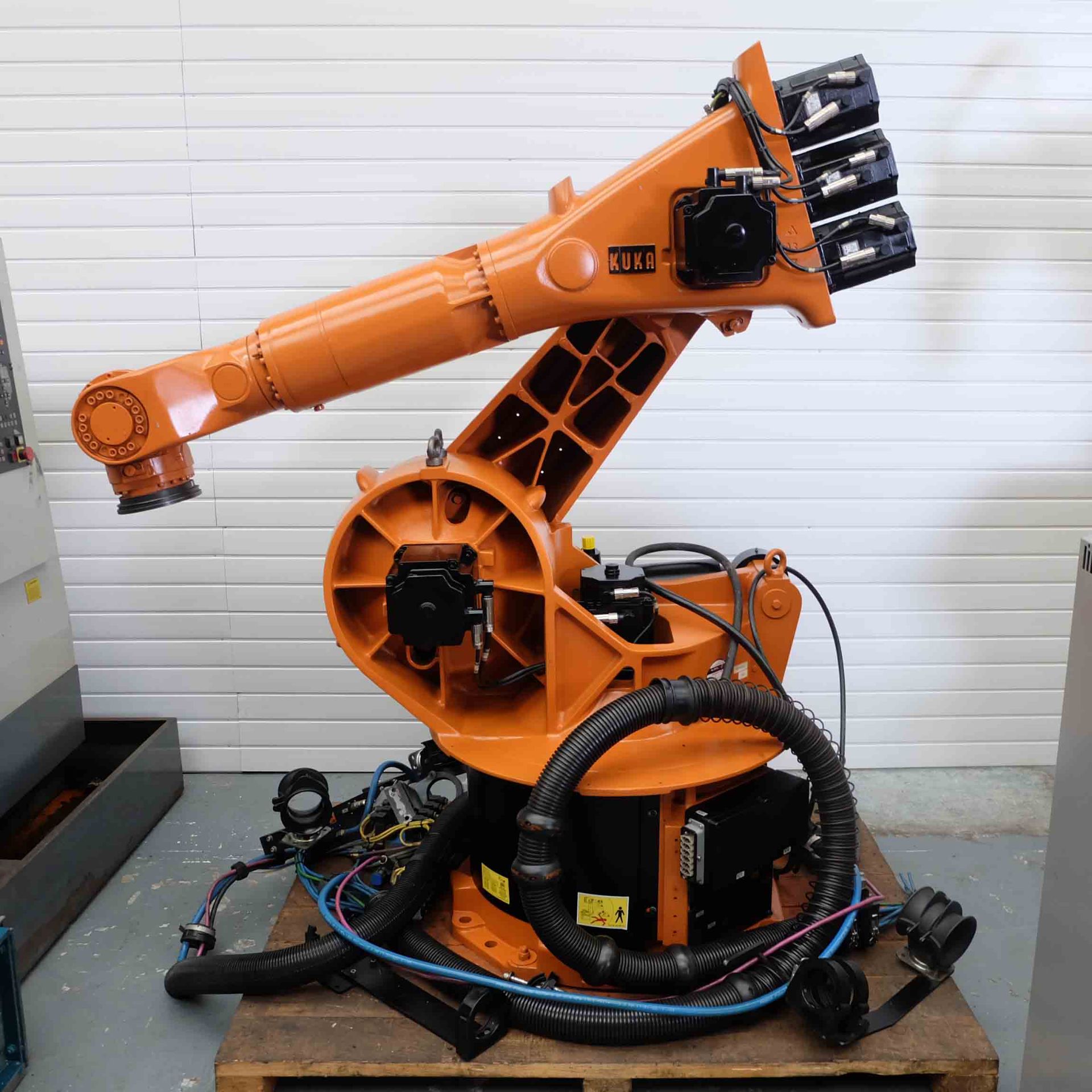 2 x Kuka Type KR125 6 Axis Robotic Arms. (1 Complete & 1 Incomplete). With 1 KCP2 Controller. Reach - Image 26 of 35