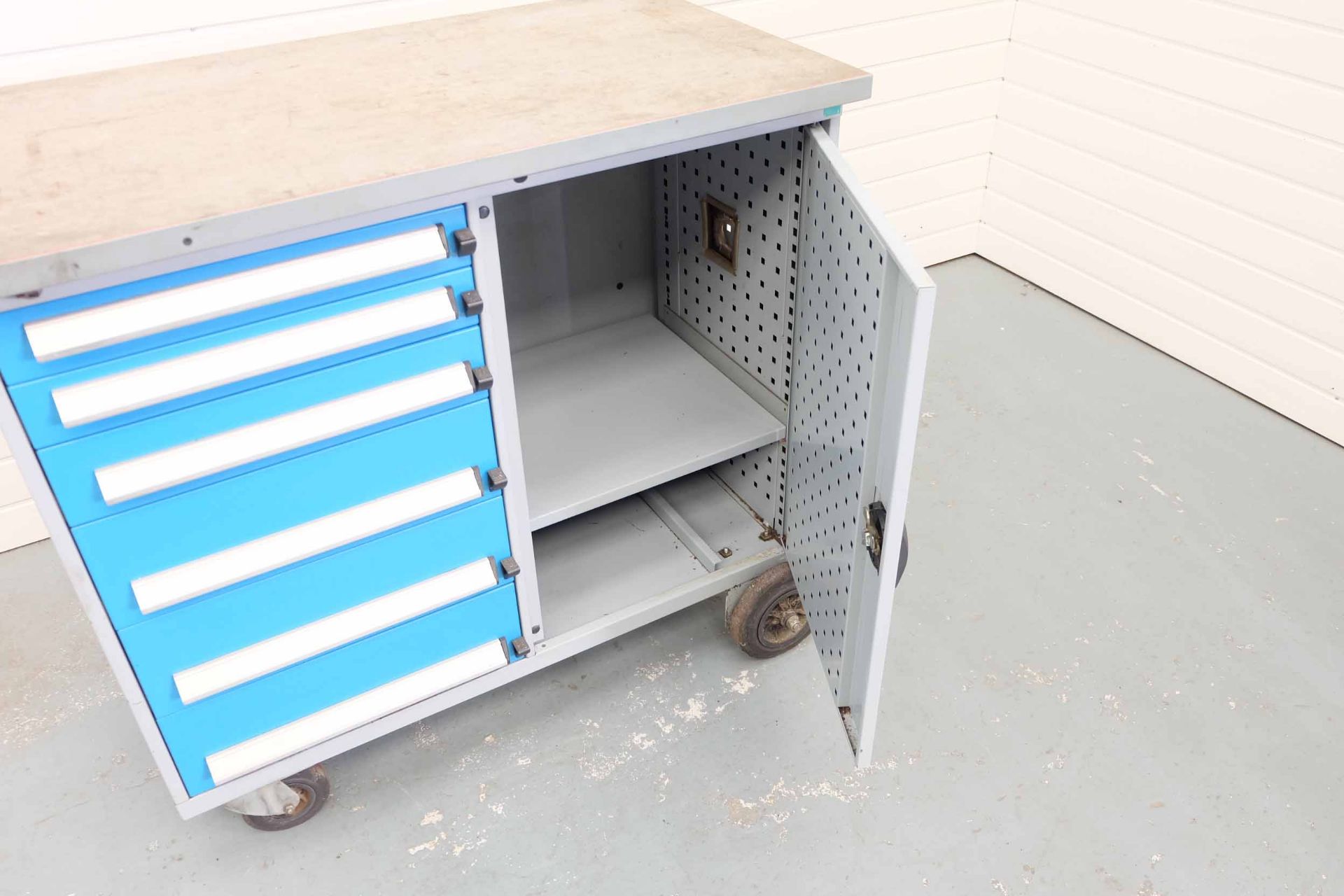 Steel Tooling Cabinet on Wheels. 6 x Lockable Drawers. Size 450mm x 450mm. 1 x Cupboard With Adjust - Image 9 of 9