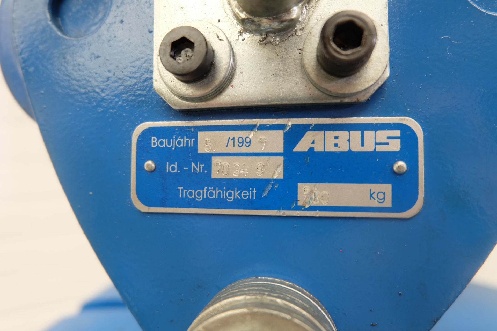 ABUS Type GM3 Electric Chain Hoist. 2 Speed With Pendant Control. Capacity 500kg. Year 1997. - Image 4 of 7