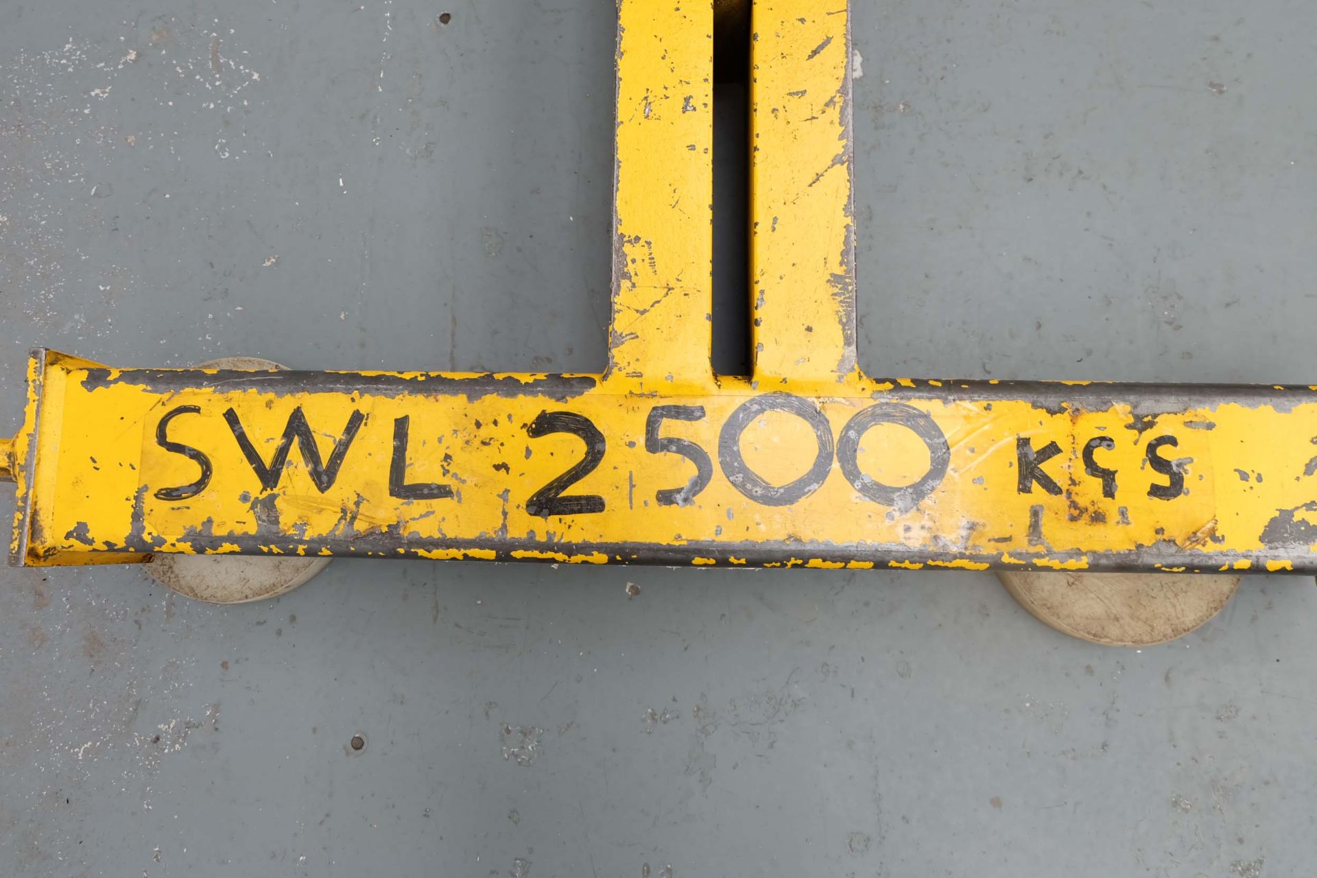 Trenchman 4 Hook Lifting Beam. SWL 2500Kg. Distance From Hook to Hook 1400mm & 1000mm. - Image 7 of 8