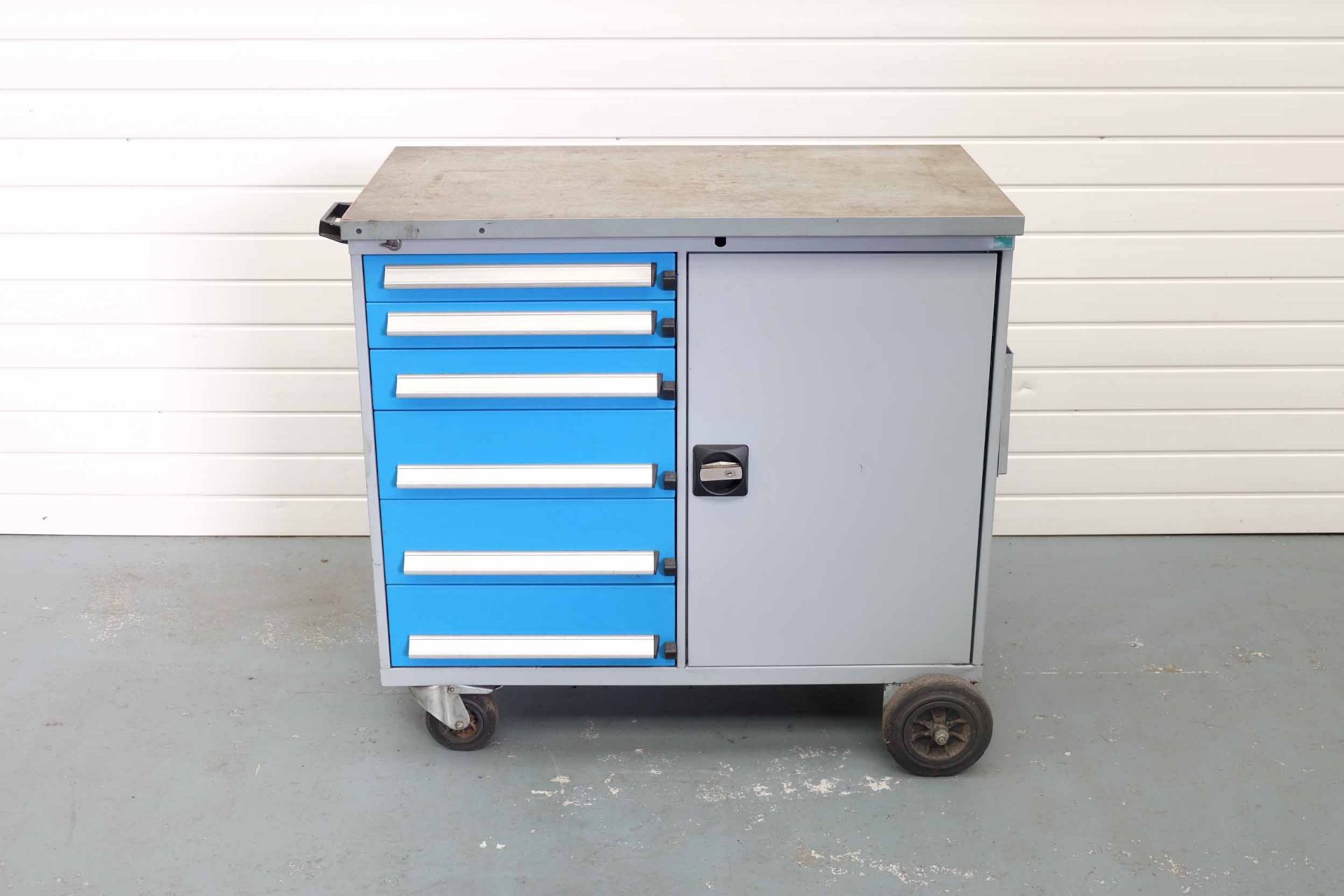 Steel Tooling Cabinet on Wheels. 6 x Lockable Drawers. Size 450mm x 450mm. 1 x Cupboard With Adjust