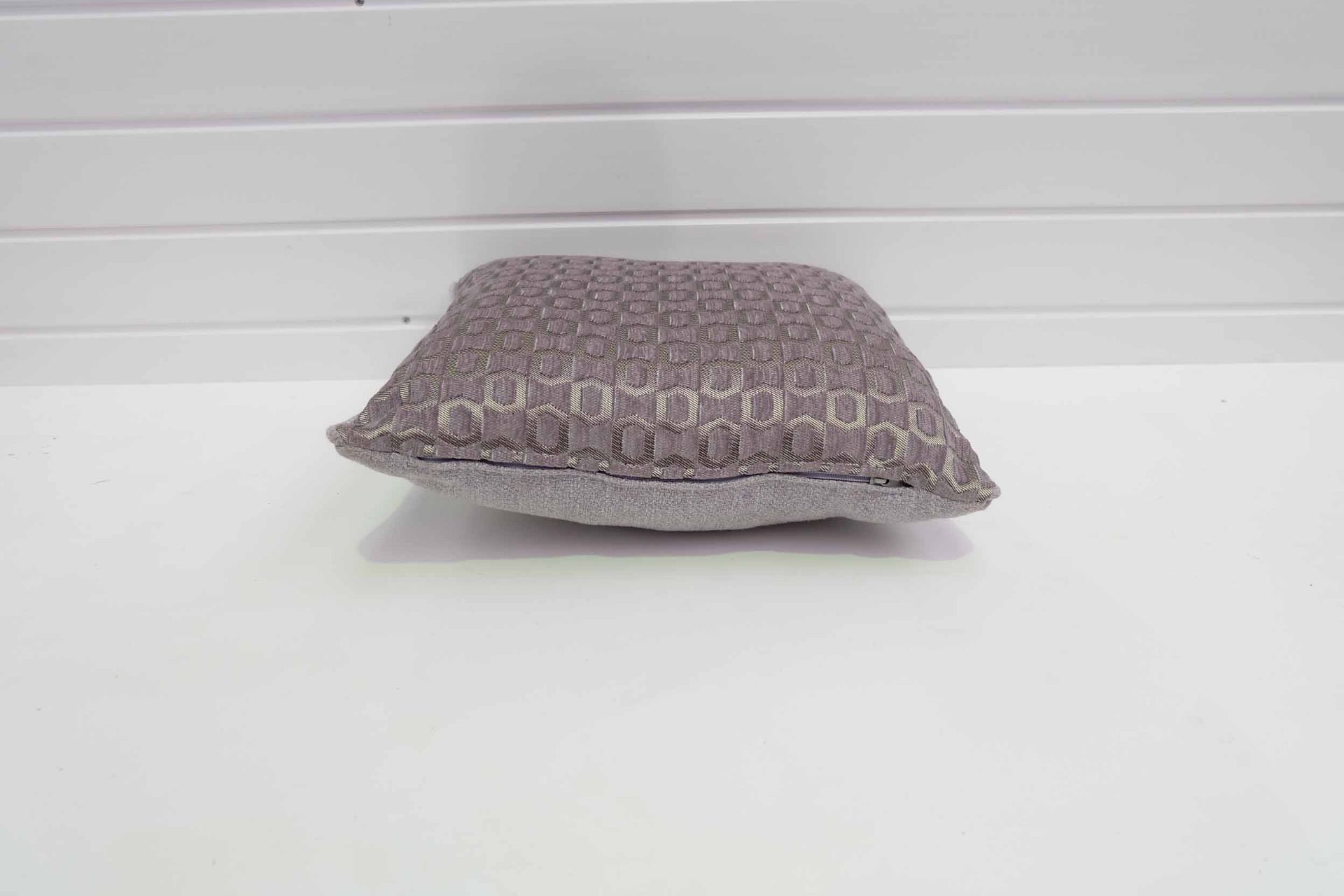 Scatter Cushion. - Image 3 of 3