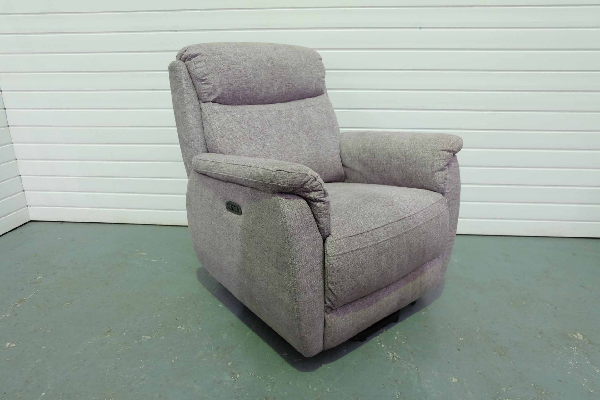 Fully Electric Recliner Arm Chair. - Image 2 of 5