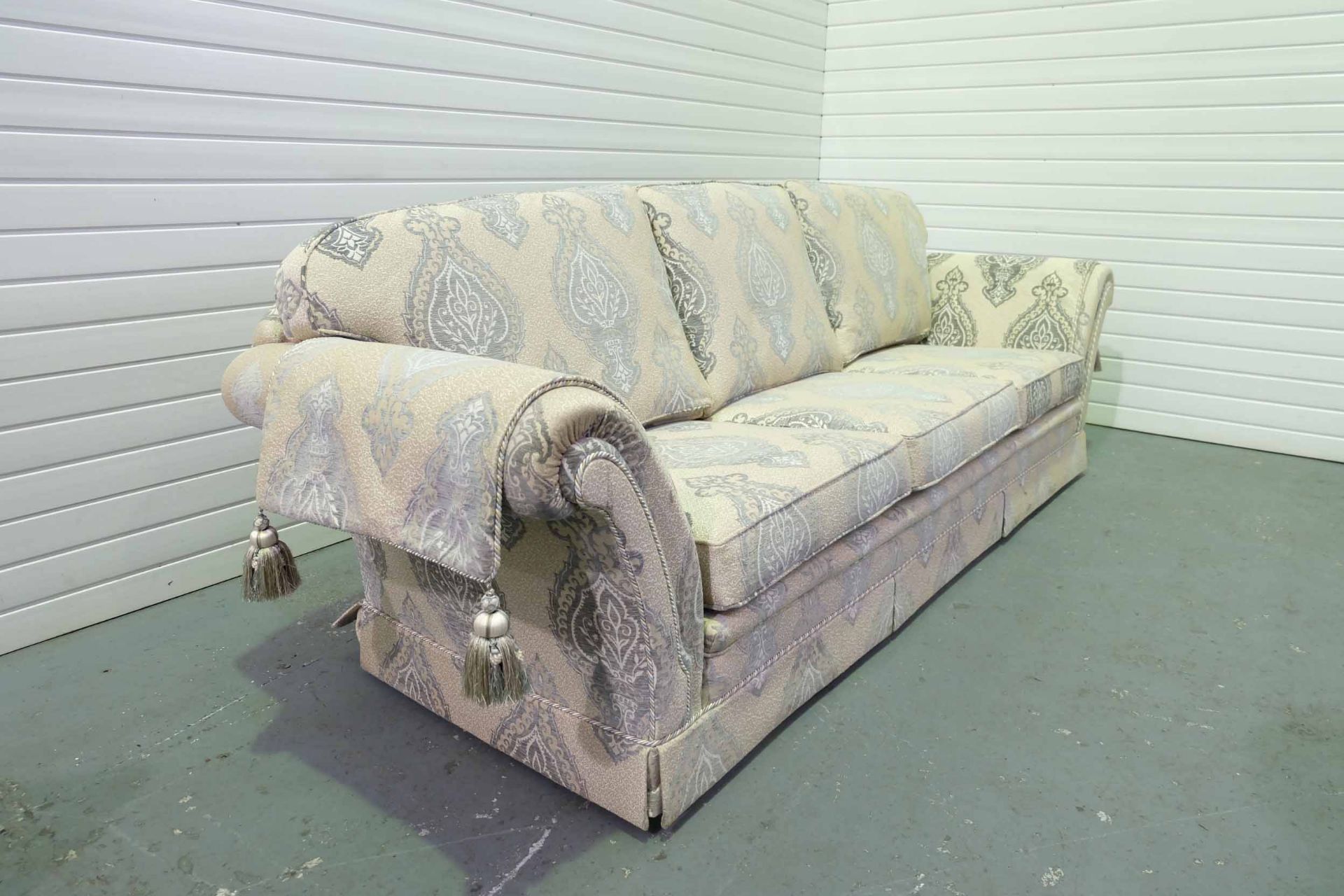 Steed Upholstery 'Kedleston' Range Fully Handmade Large 3 Seater Sofa. With Valance & Arm Throws. - Image 3 of 5