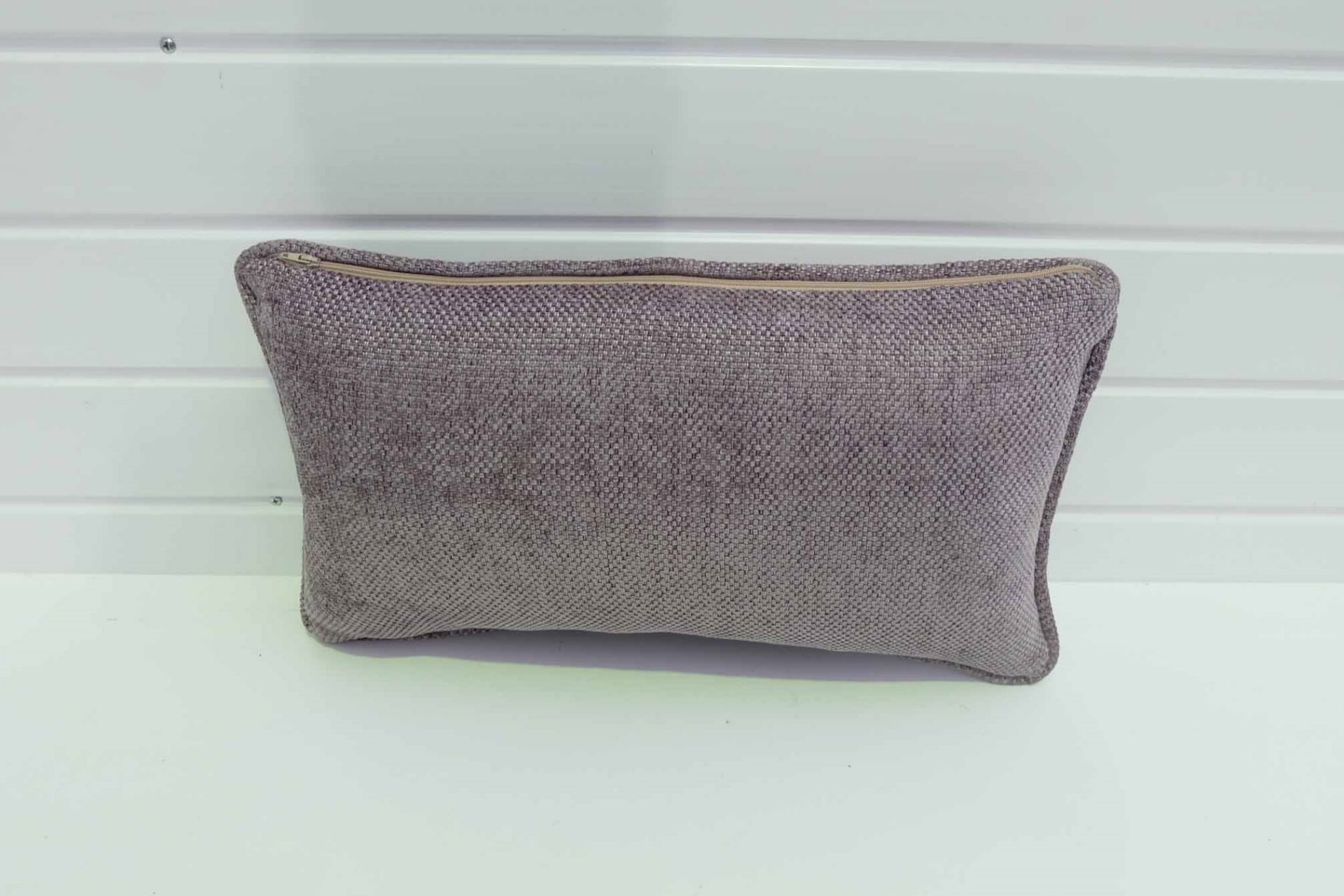 Small Scatter Cushion. - Image 2 of 2