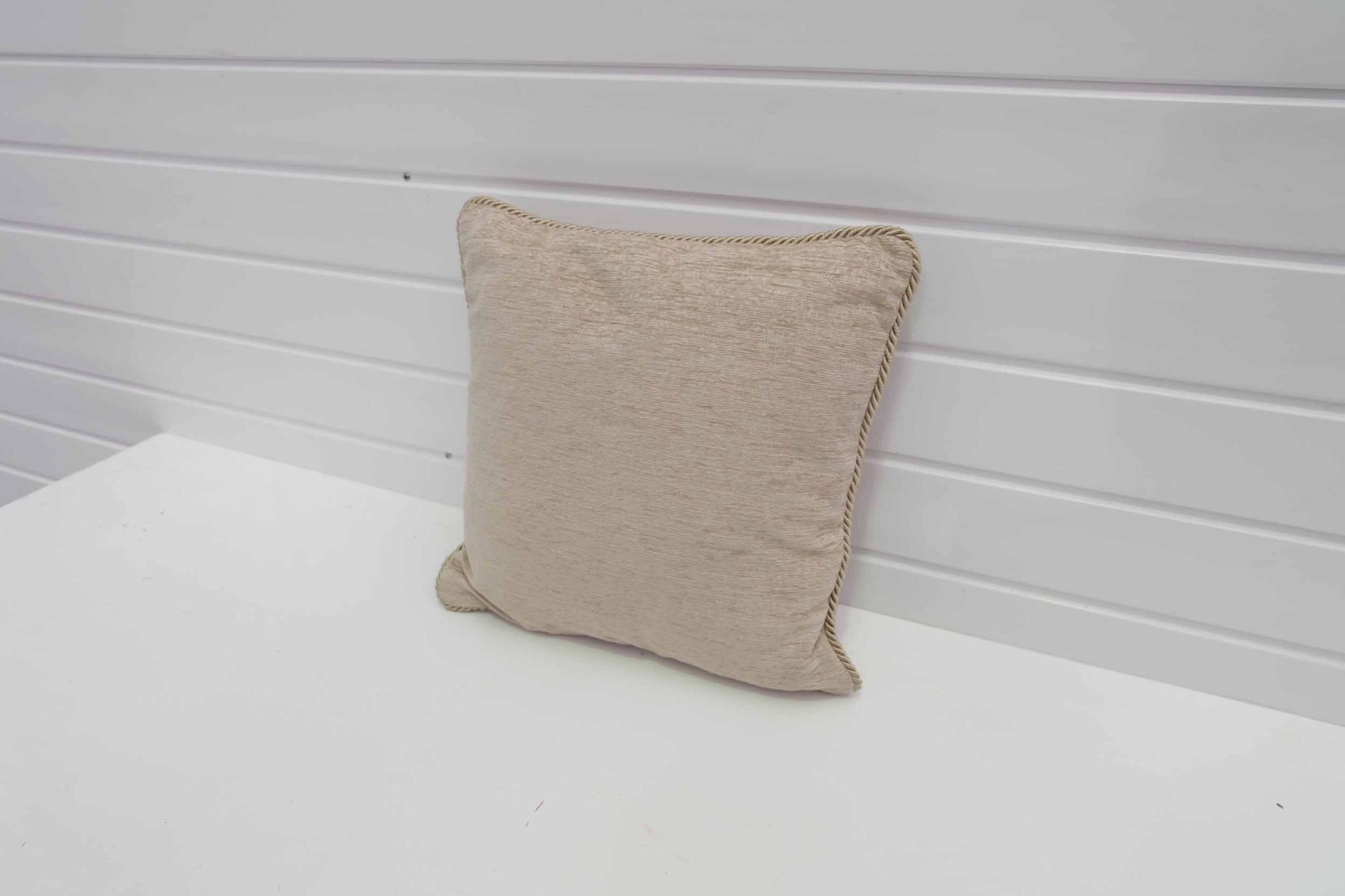 Scatter Cushion. - Image 2 of 2