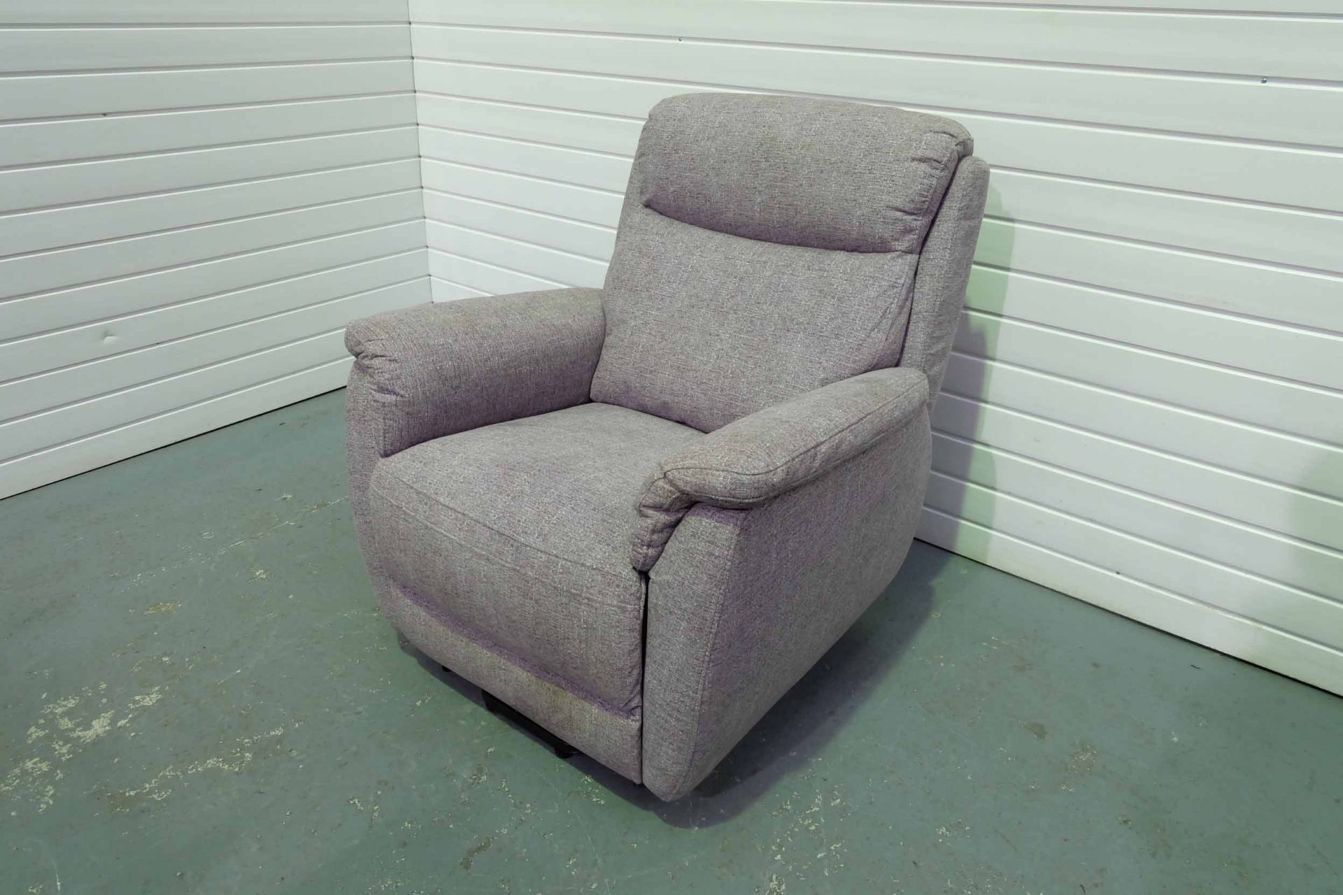 Fully Electric Recliner Arm Chair.