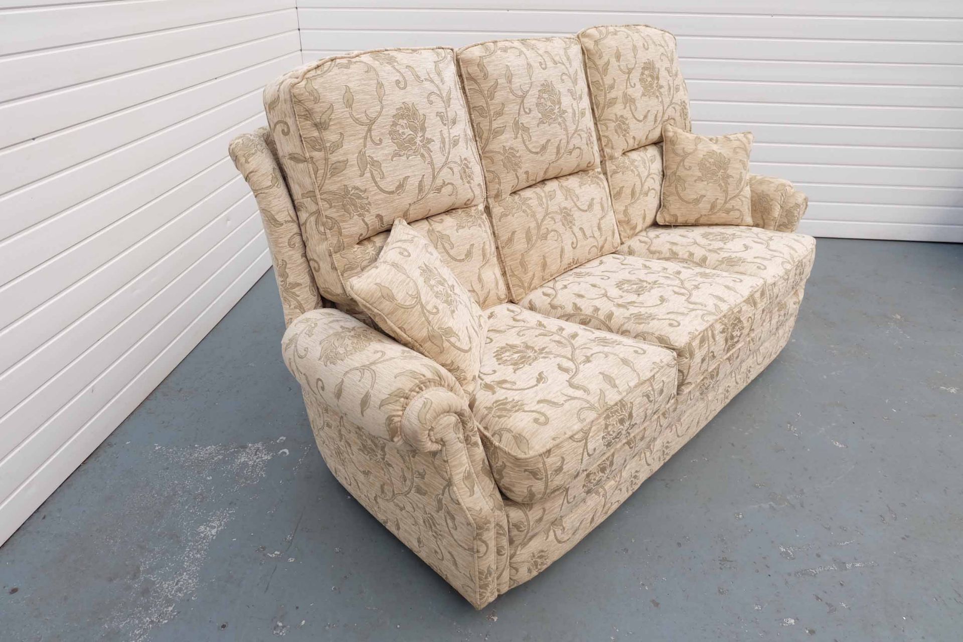 Vale Bridgecraft 'Seville' Collection Handmade 3 Seater Sofa. - Image 3 of 4