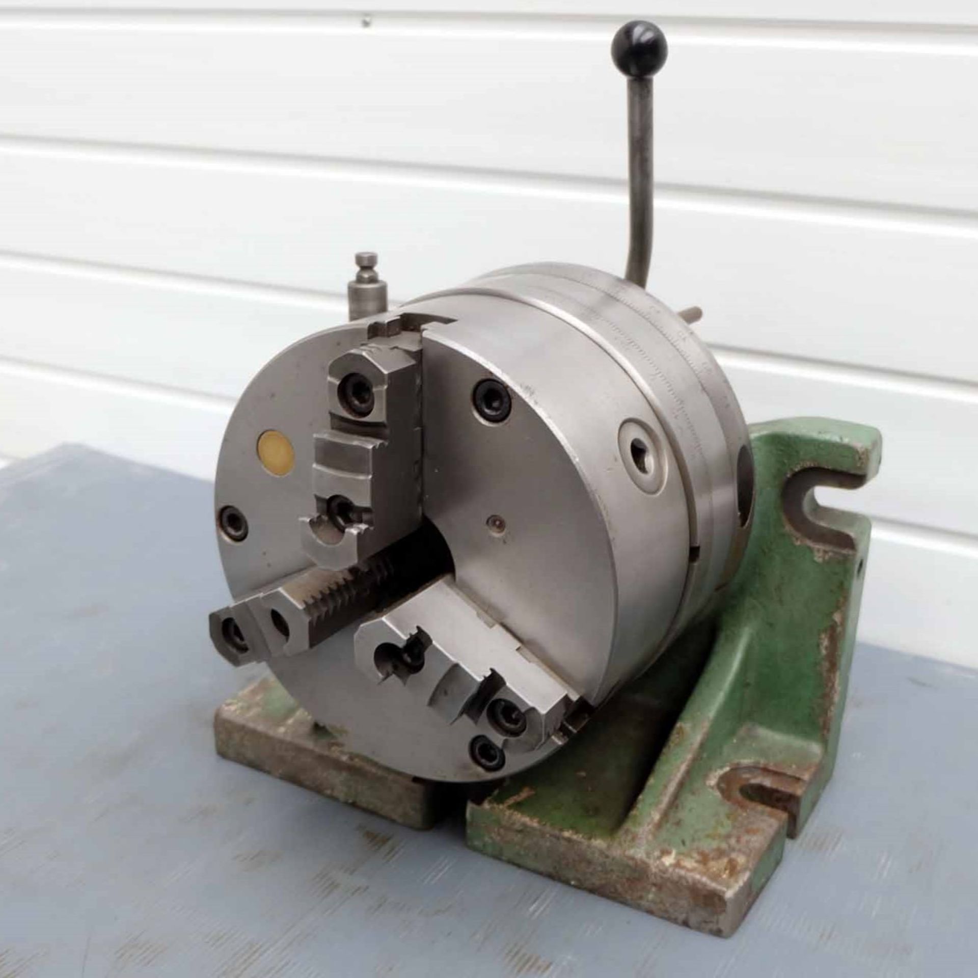 Horizontal / Vertical Indexing Head. With Bison 200mm Diameter 3 Jaw Chuck. - Image 3 of 6
