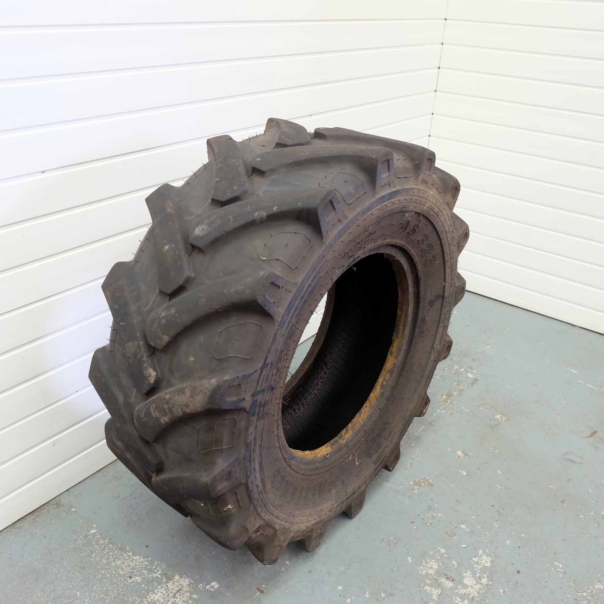 Telehandler Tyre. ALLIANCE AS323 405/70-20. (16/70-20). - Image 6 of 6