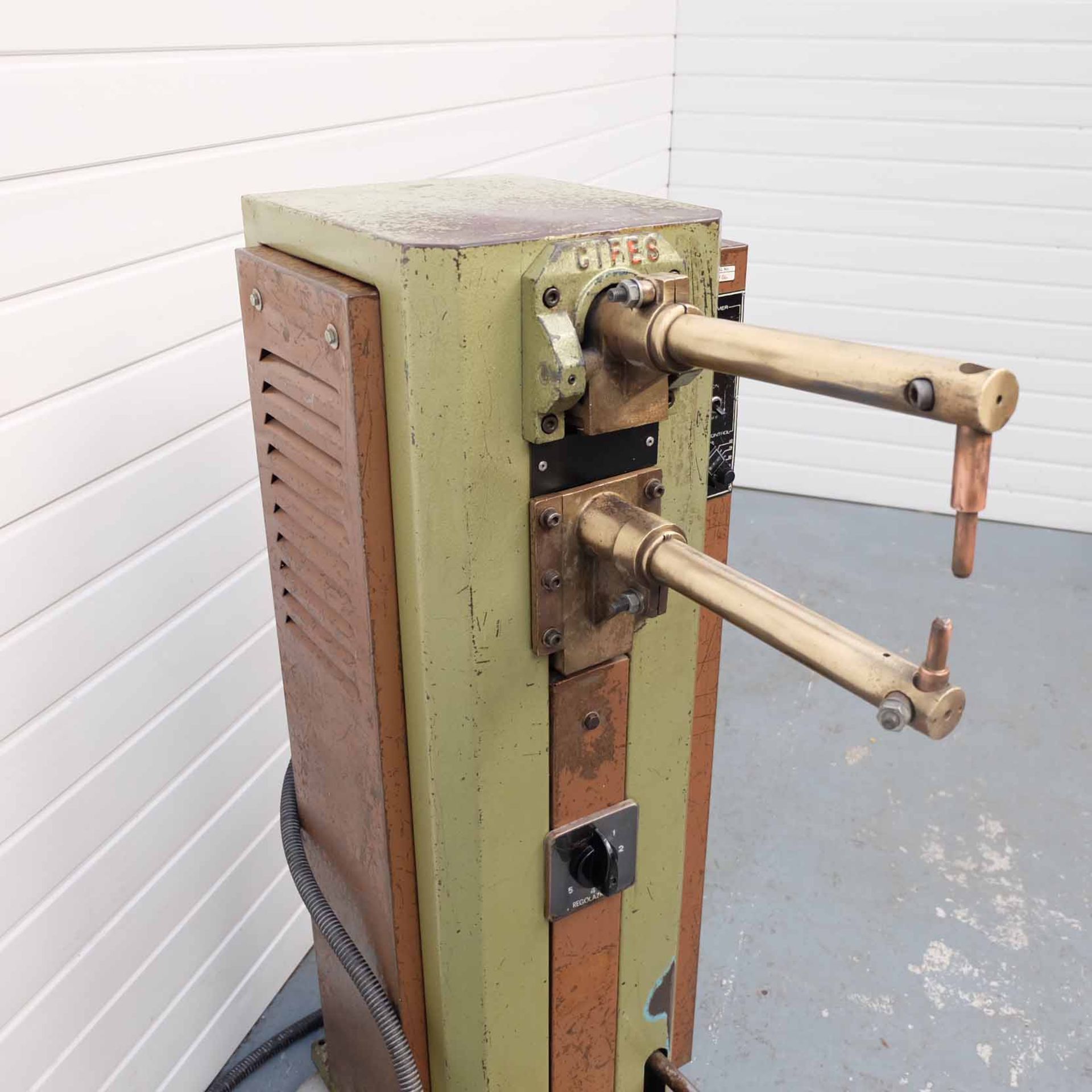 Cifes Spot Welding Machine. Capacity Unknown. Throat Depth 350mm. 5 Settings & Time Control. - Image 3 of 7