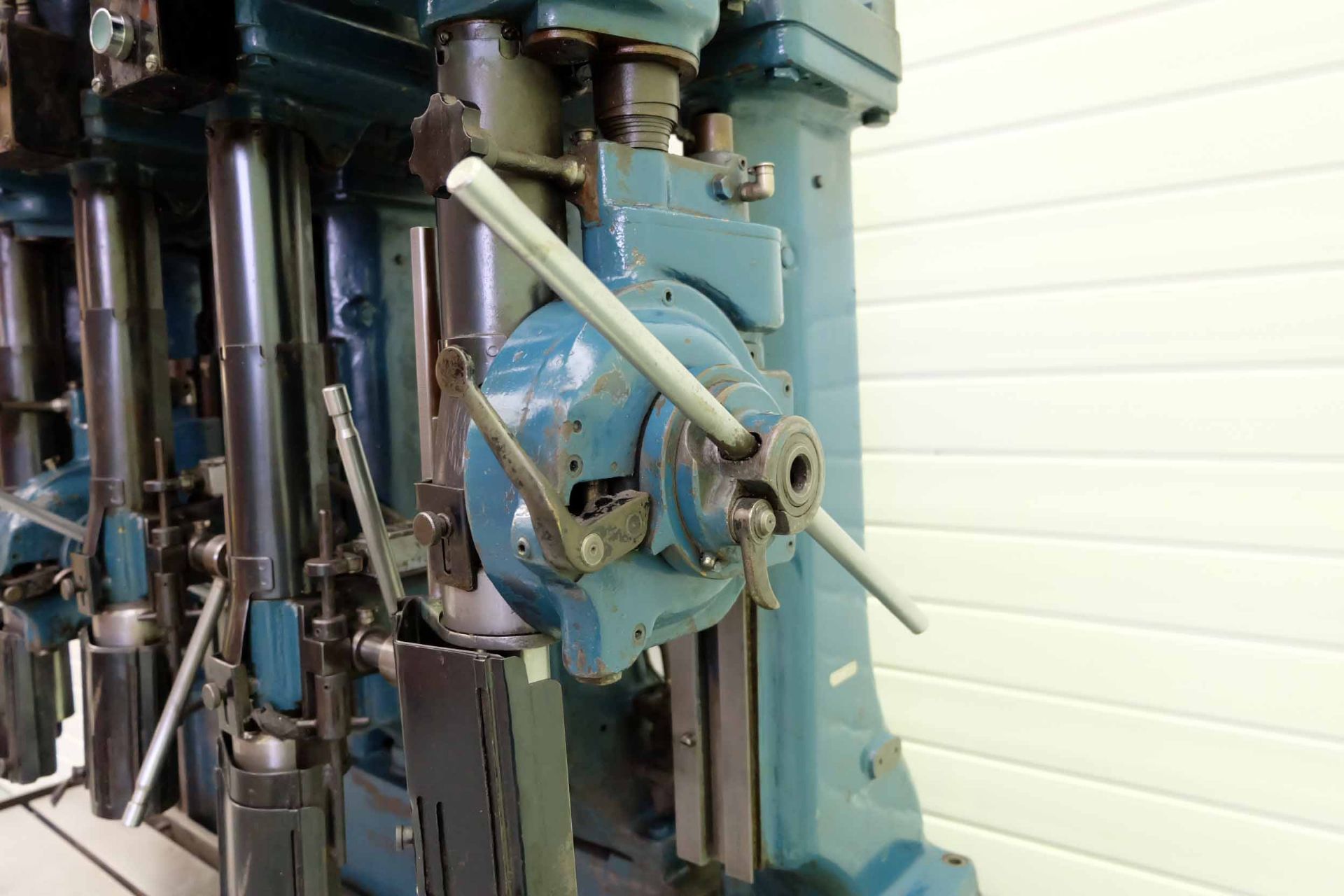 Herbert 6 Spindle In-Line Drilling Machine. 3 x Spindles 3MT With Power feed. 3 x Spindles 2MT With - Image 5 of 18