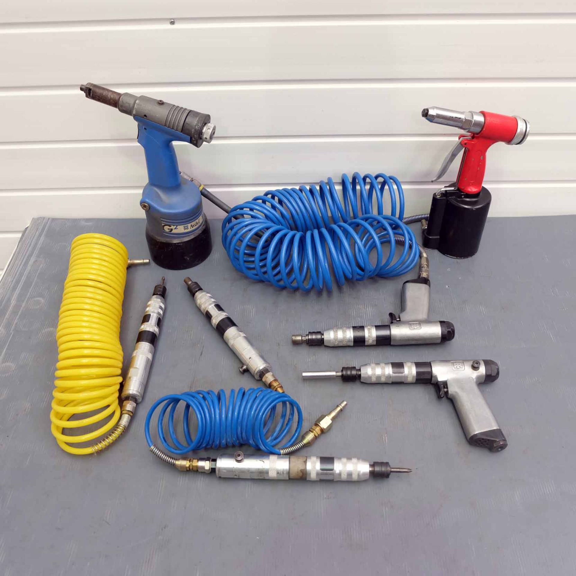 Selection of Air Tools. Screw Drivers / Drill Drivers. Riveters.