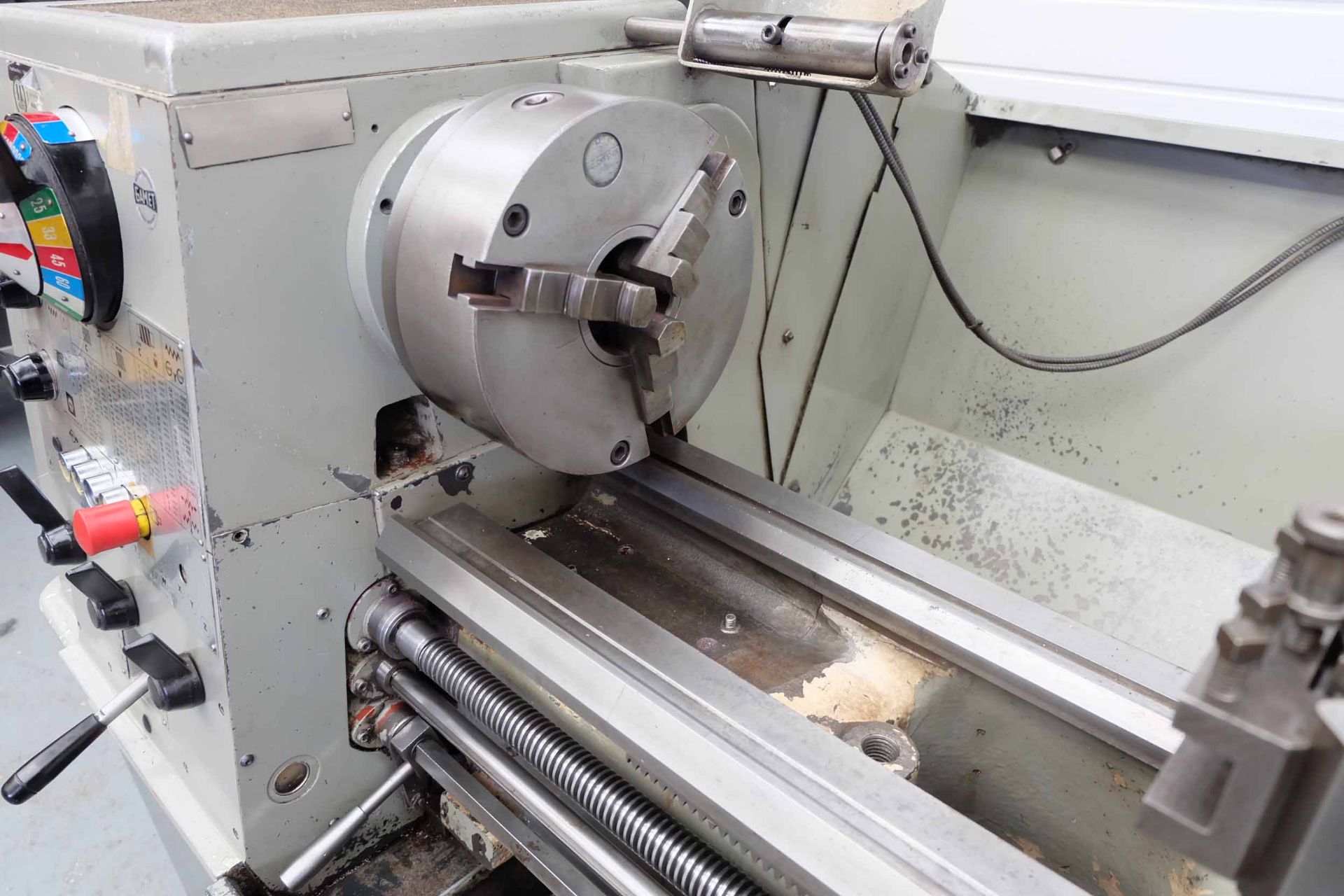 Colchester Triumph 2000 Gap Bed Centre Lathe. Admits Between Centres 50". Swing Over Bed 15 1/4". Sw - Image 5 of 10