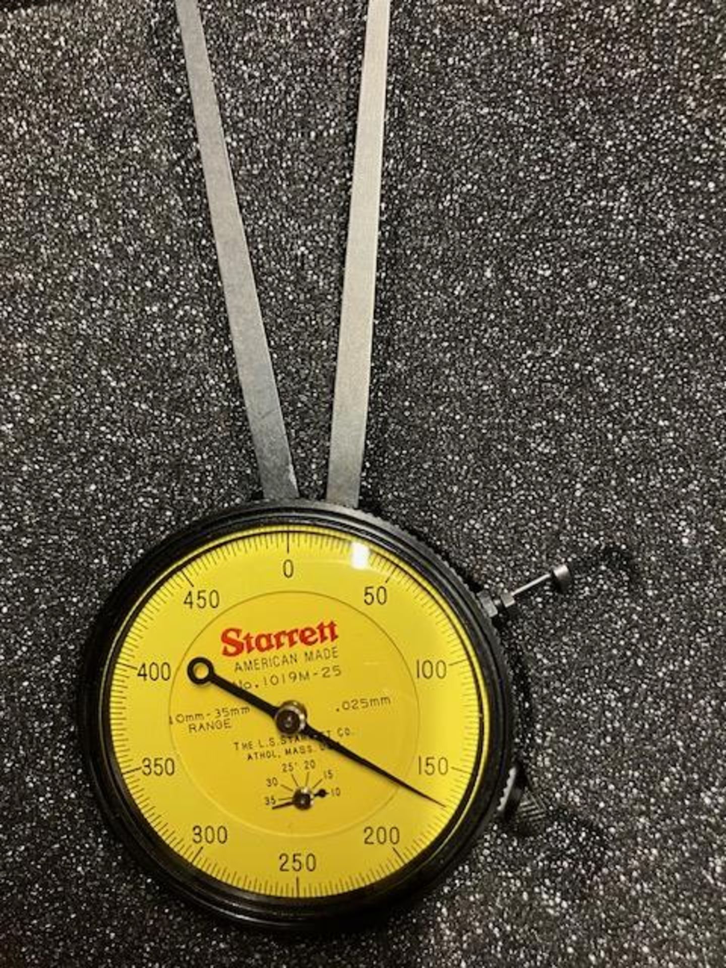 Model 1019M-25 Internal Dial Caliper Gauge. 10-35mm range. 0.025mm resolutions. - Image 2 of 2