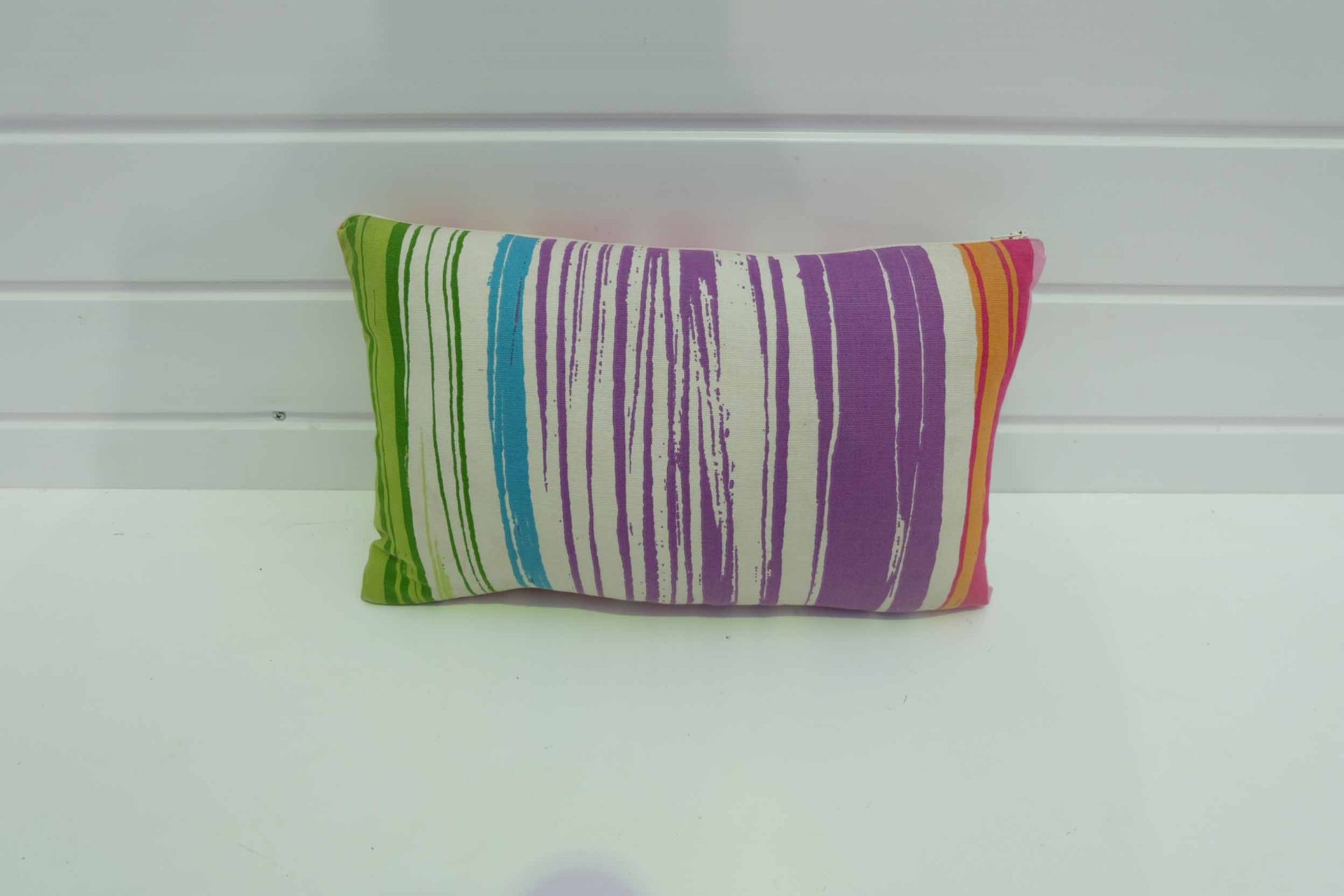 Small Scatter Cushion. - Image 2 of 2