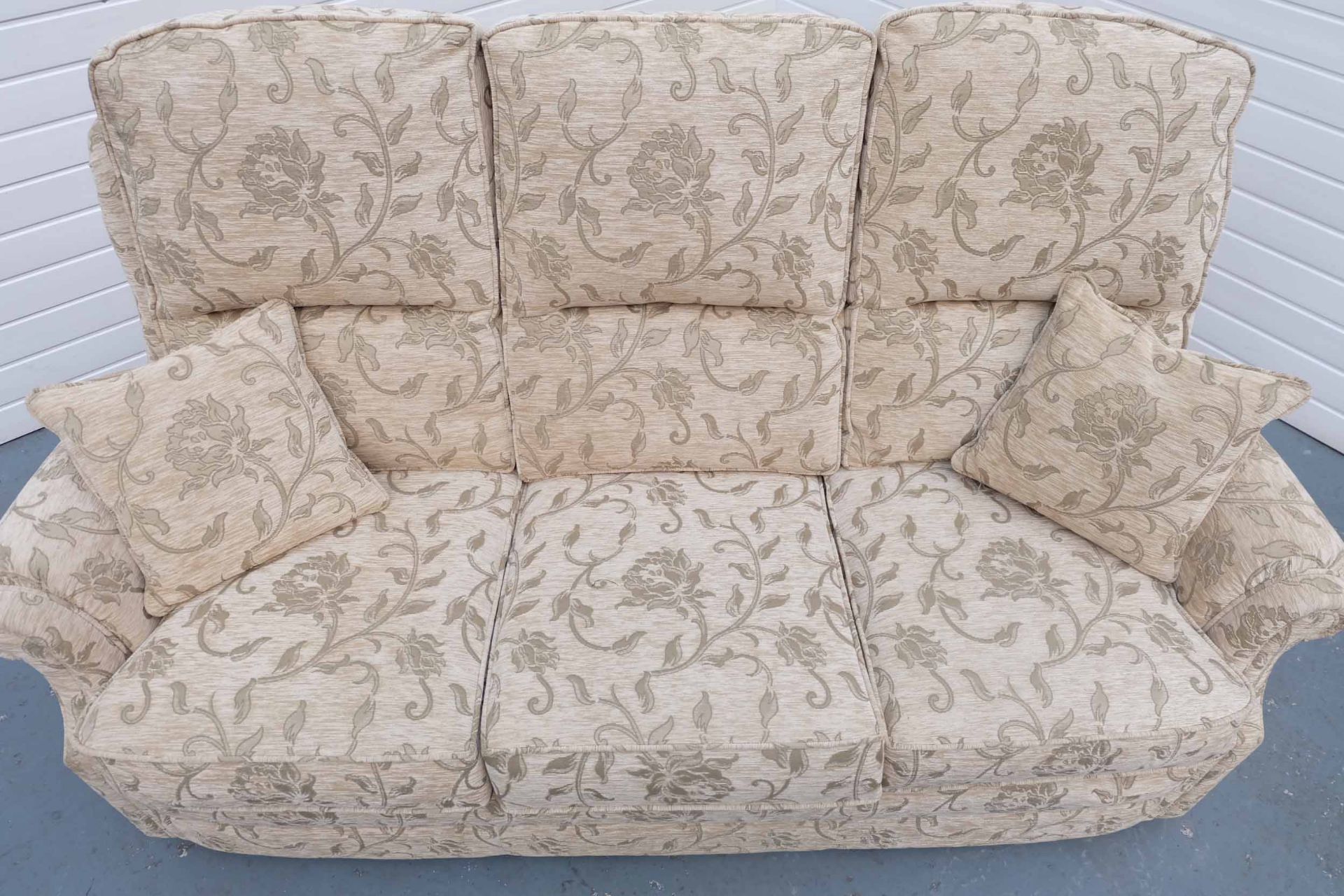 Vale Bridgecraft 'Seville' Collection Handmade 3 Seater Sofa. - Image 4 of 4
