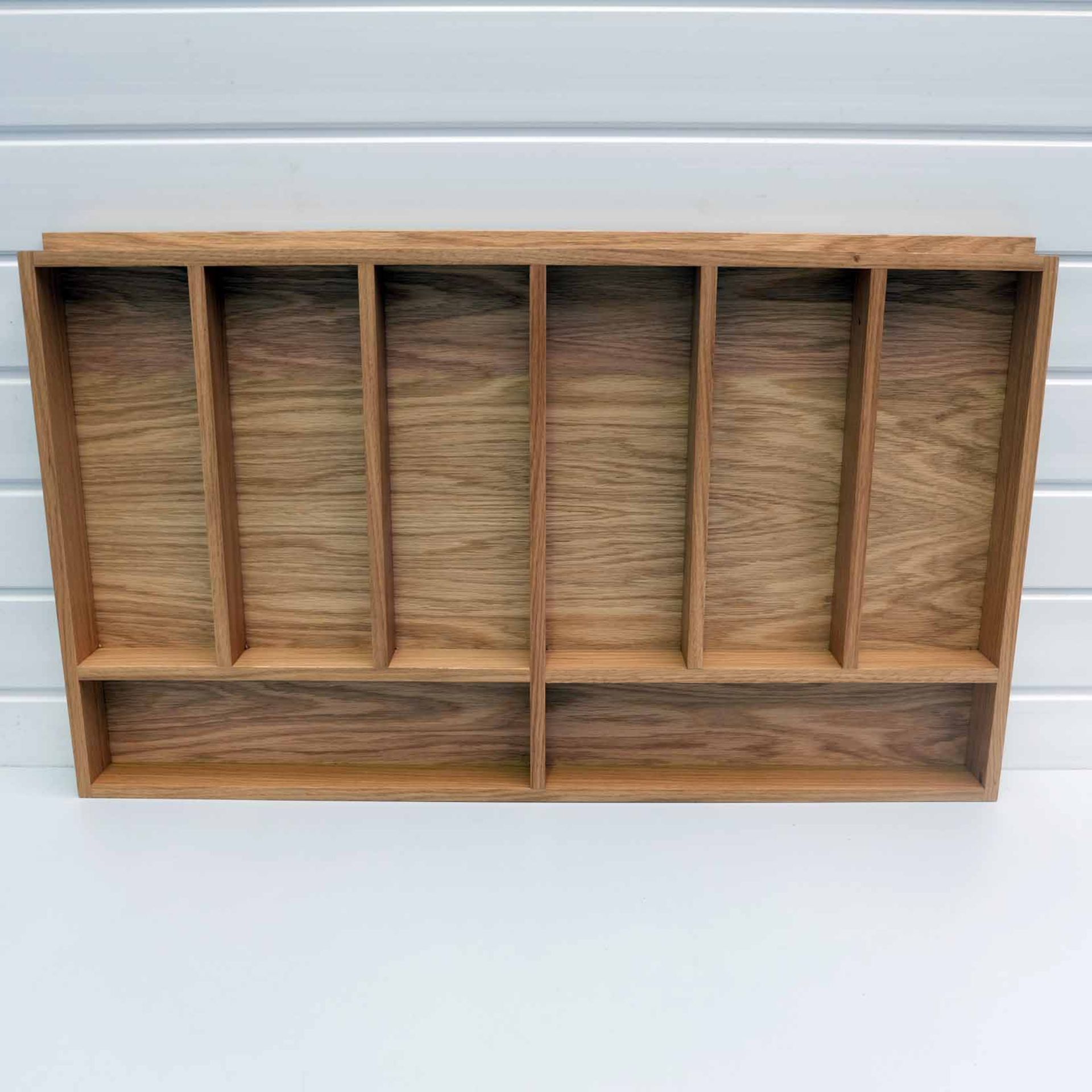 Solid Wood Drawer Insert. Size 820mm W x 487mm D x 55mm H. 8 x Segments. - Image 2 of 4