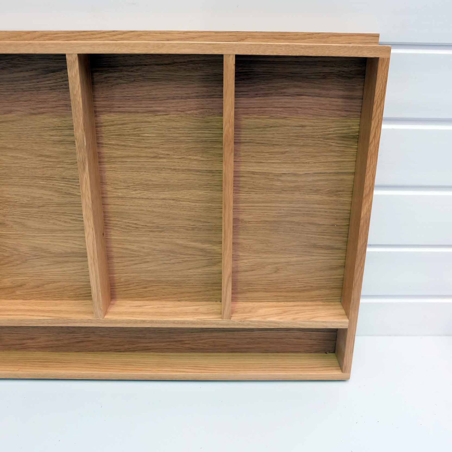 Solid Wood Drawer Insert. Size 922mm W x 487mm D x 57mm H. 6 x Segments. - Image 3 of 4