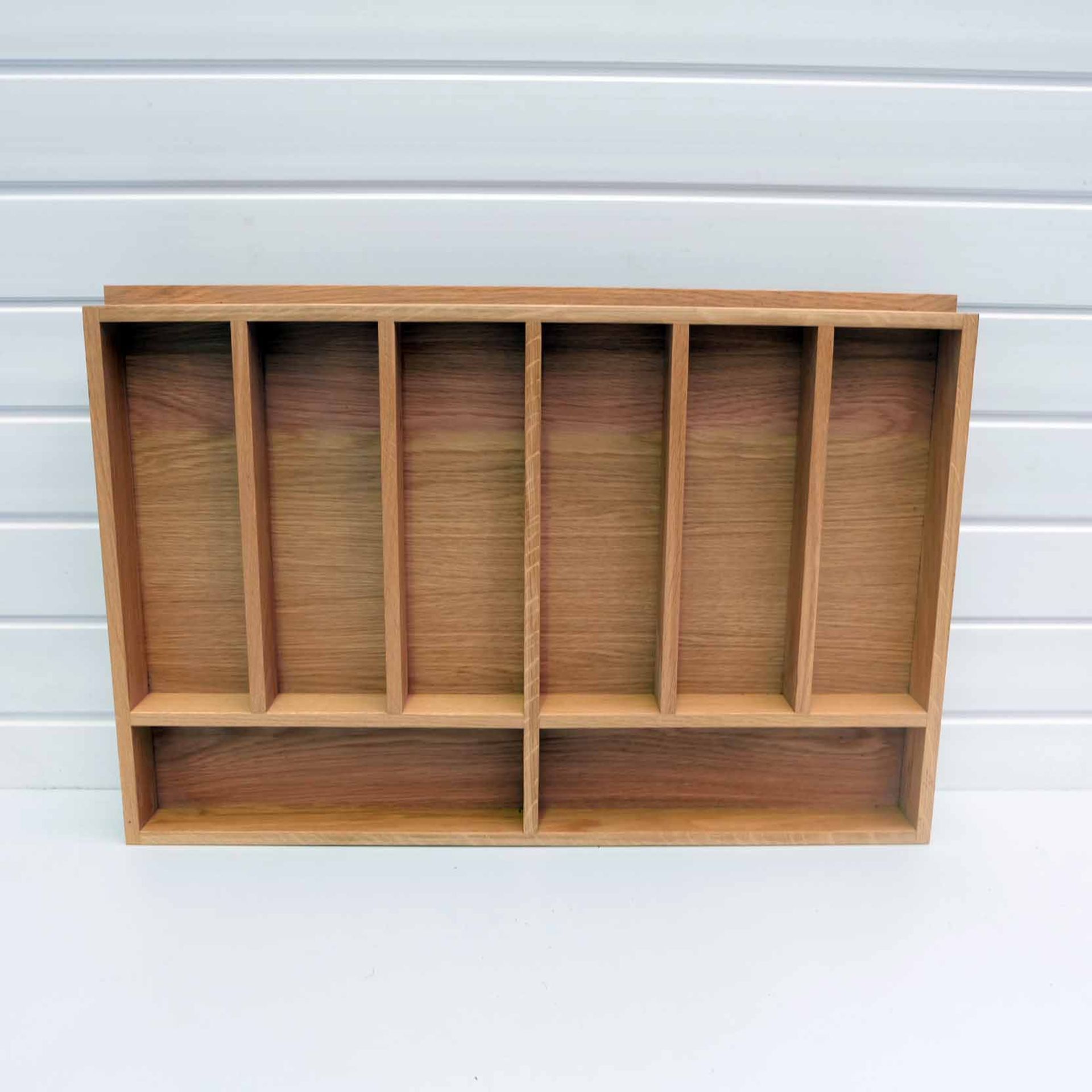 Solid Wood Drawer Insert. Size 717mm W x 482mm D x 56mm H. 8 x Segments. - Image 2 of 6