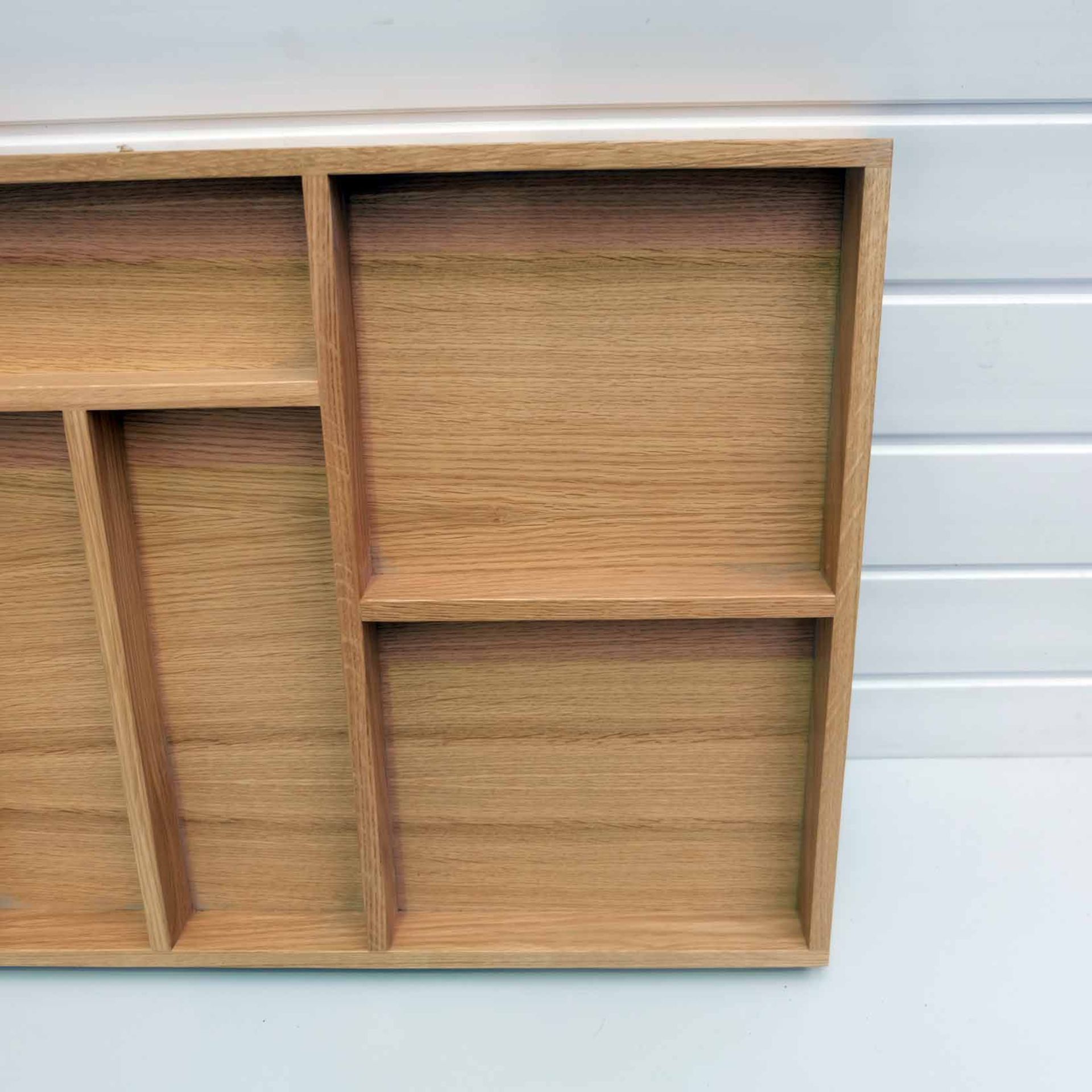 Solid Wood Drawer Insert. Size 817mm W x 473mm D x 57mm H. 8 x Segments. - Image 4 of 5