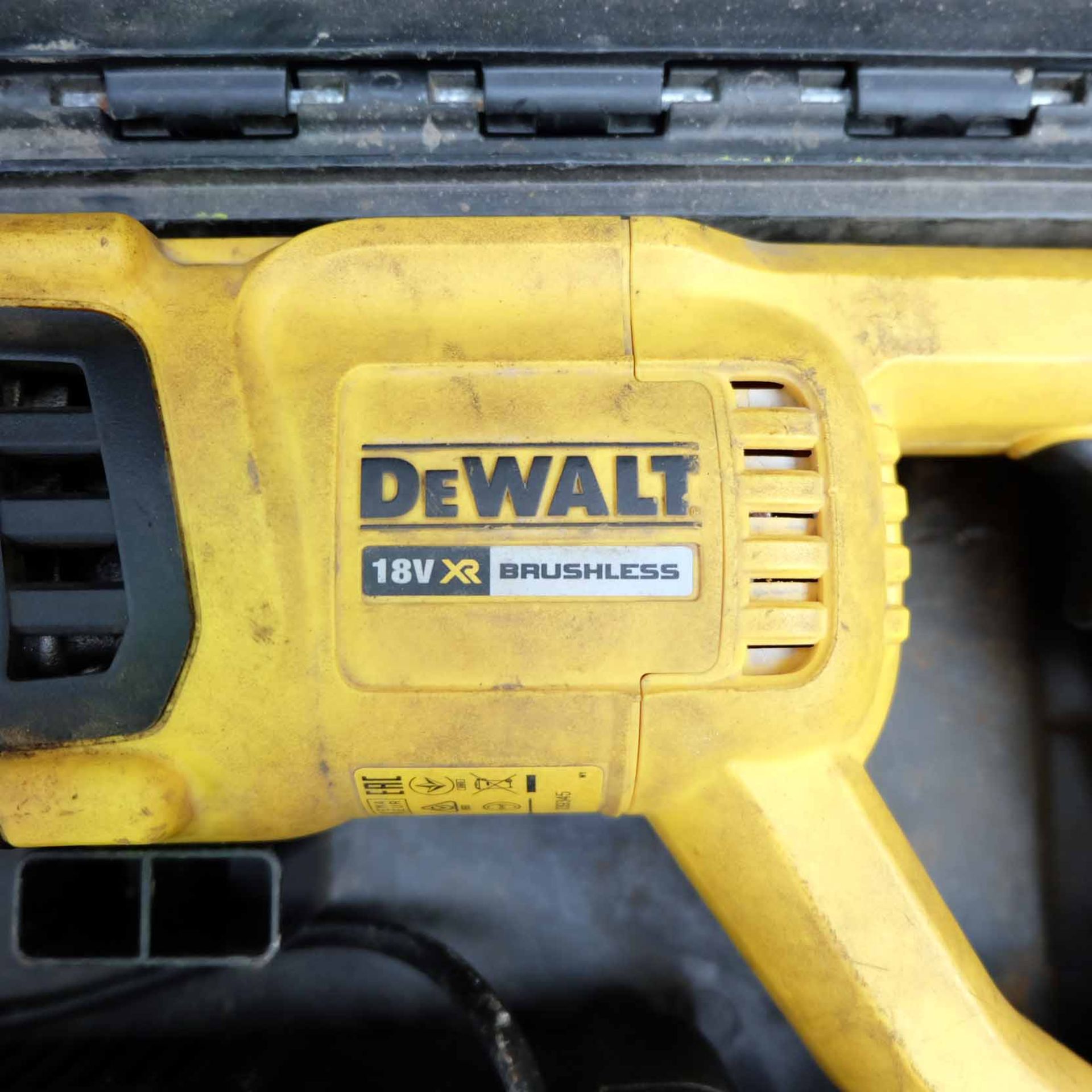 DeWalt DCH033M2 Hammer Drill. 18V Lithium Ion Battery 4.0AH. 1 x Battery. Various Drill Bits & Acces - Image 3 of 7