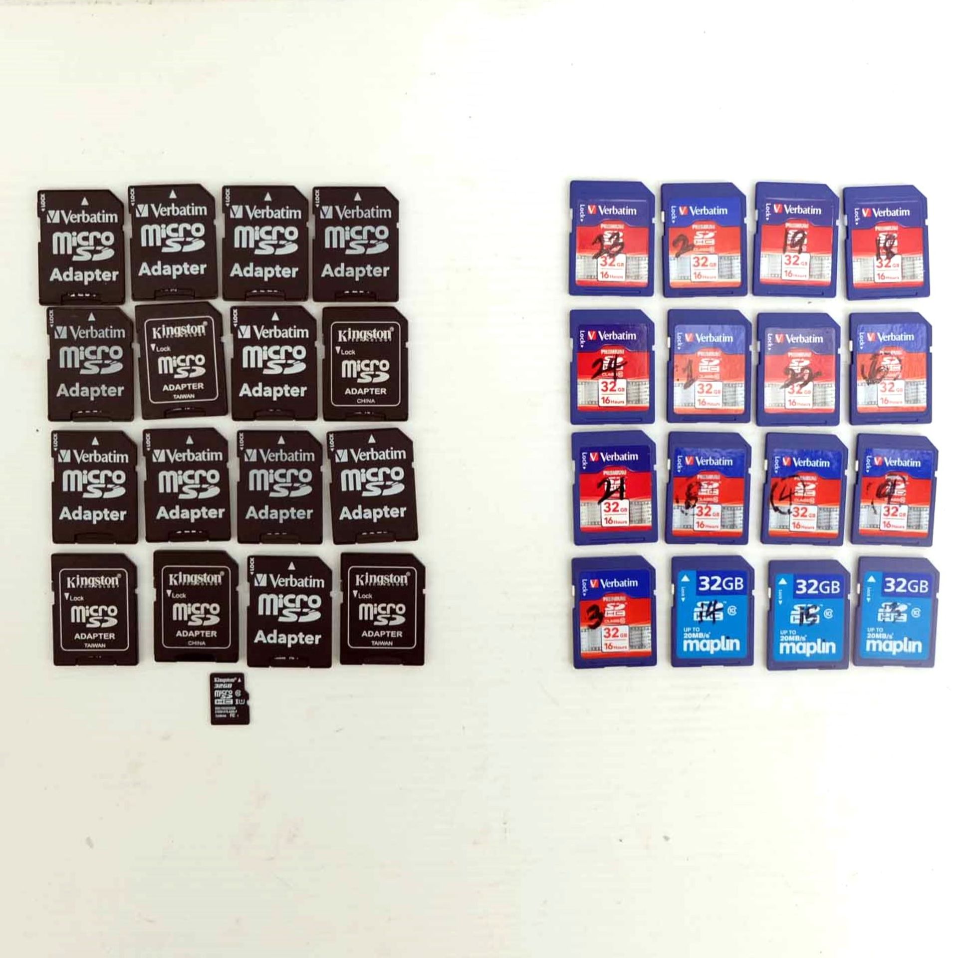 Selection of SD Memory Cards, Micro SD Memory Cards & Adaptors. 32 In Total. All 32GB. Various Brand