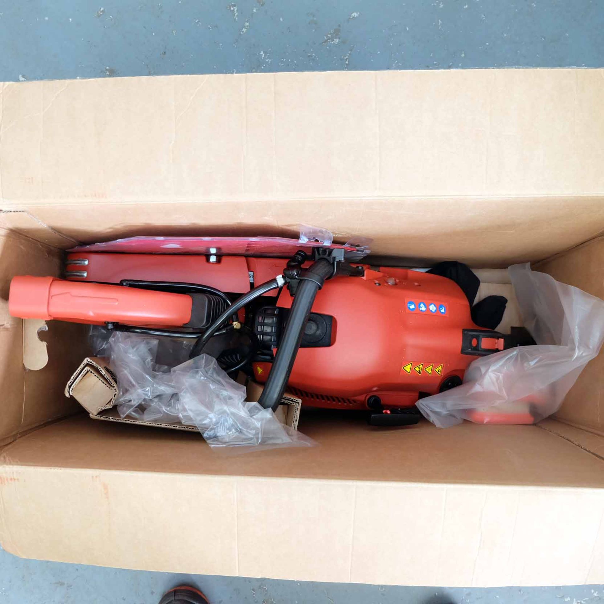 Hilti Hand Held Gas Saw. Model DSH 900-X 16". Complete With SP-16"x1" Blade. Easy Start Auto-Choke S - Image 21 of 25