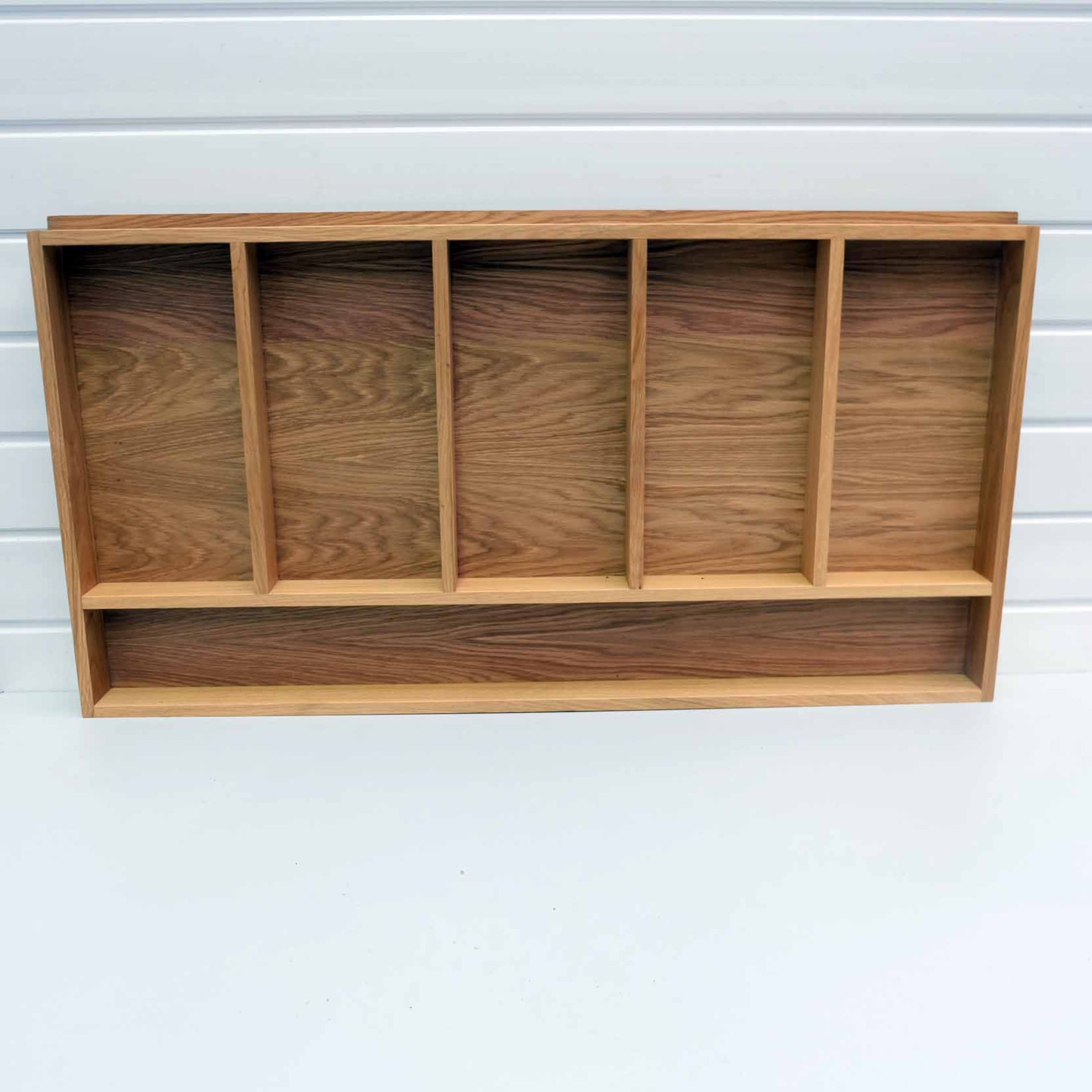 Solid Wood Drawer Insert. Size 918mm W x 482mm D x 55mm H. 6 x Segments.