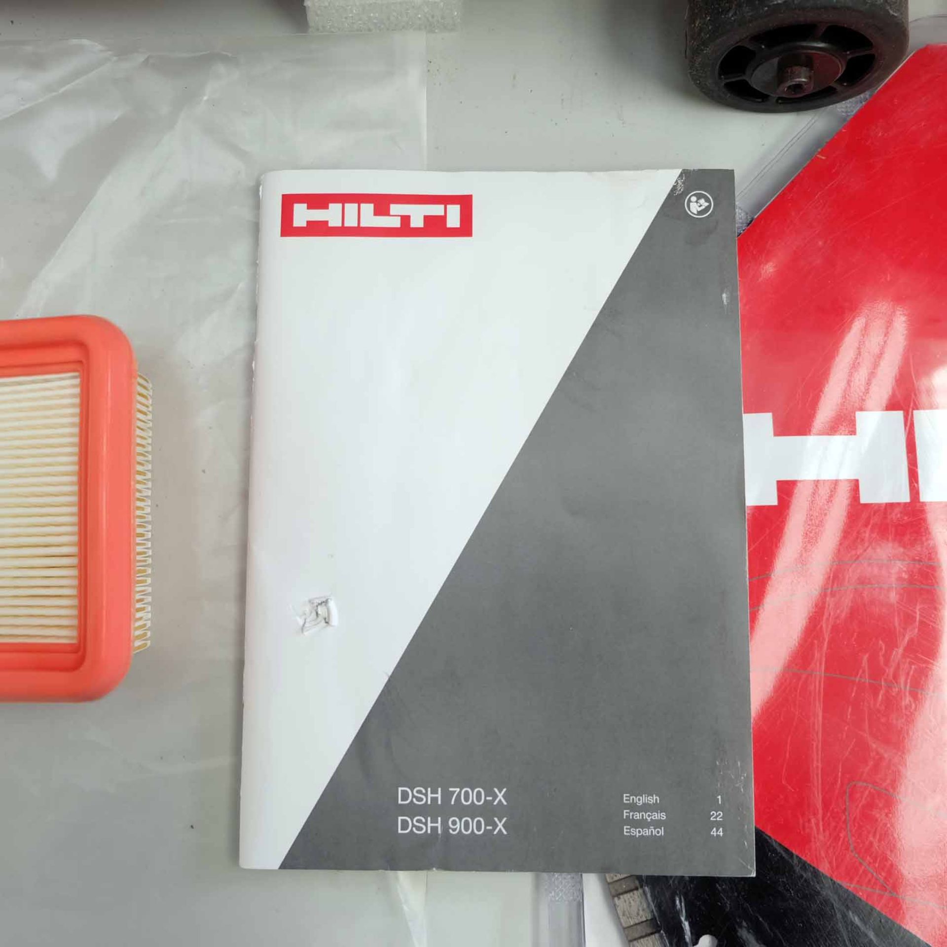 Hilti Hand Held Gas Saw. Model DSH 900-X 16". Complete With SP-16"x1" Blade. Easy Start Auto-Choke S - Image 18 of 25