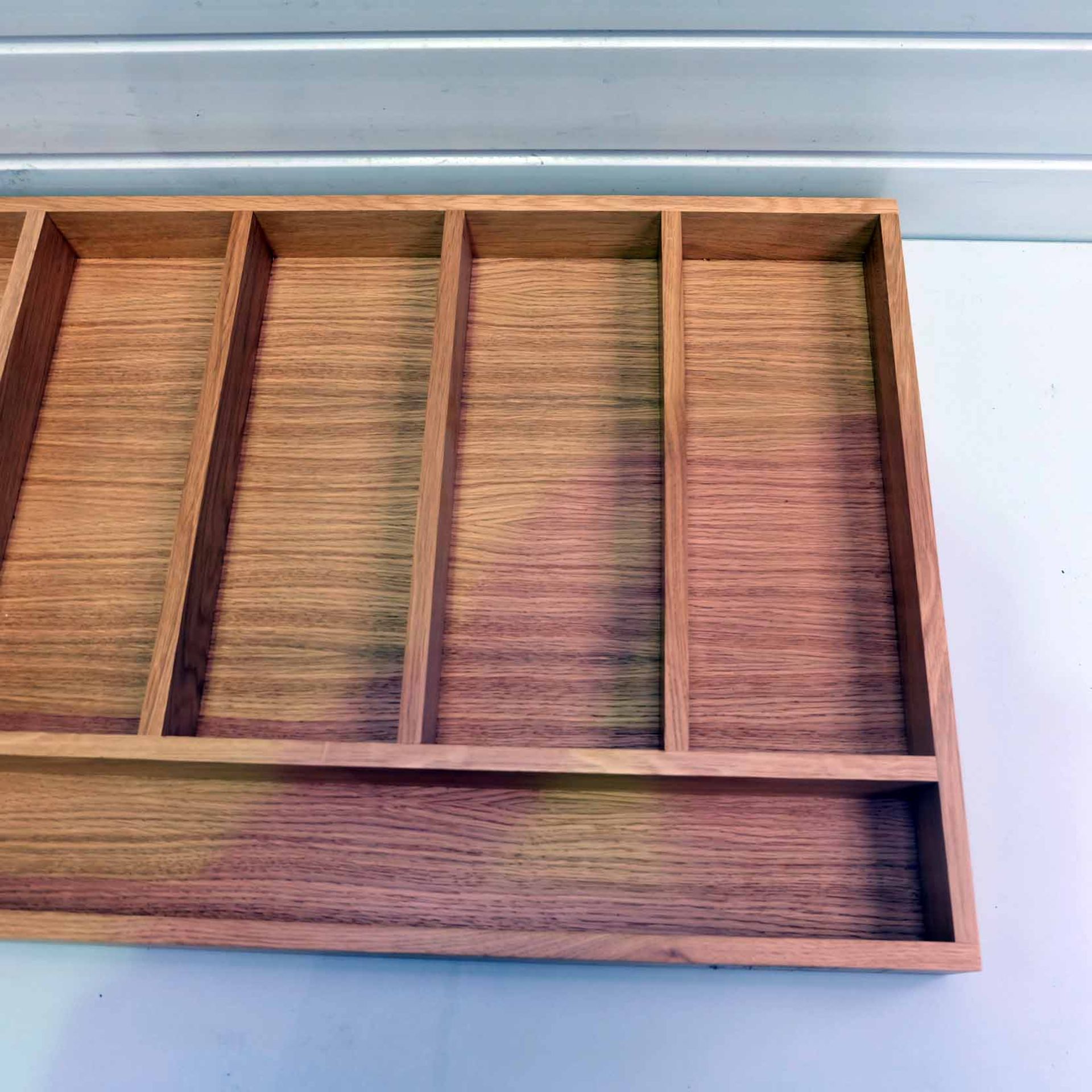Solid Wood Drawer Insert. Size 720mm W x 487mm D x 56mm H. 6 x Segments. - Image 3 of 4
