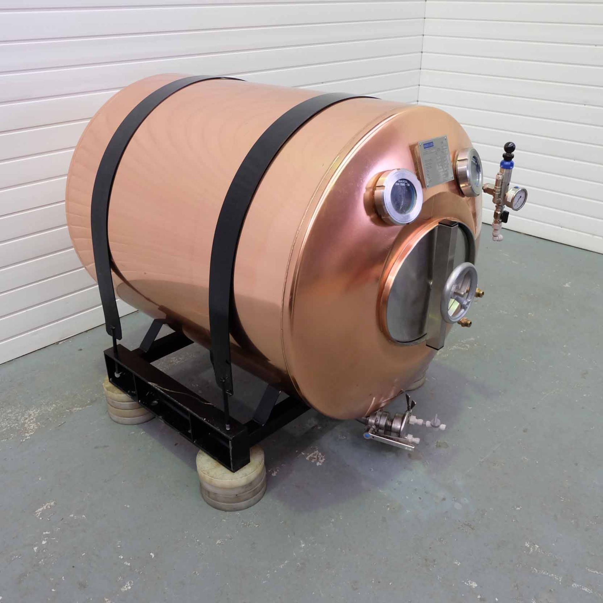 Paul Mueller Ltd. (Missouri USA) Copper Serving Beer Tank. Model 500Ltr. With Self Cooling Bag in Ta - Image 2 of 11