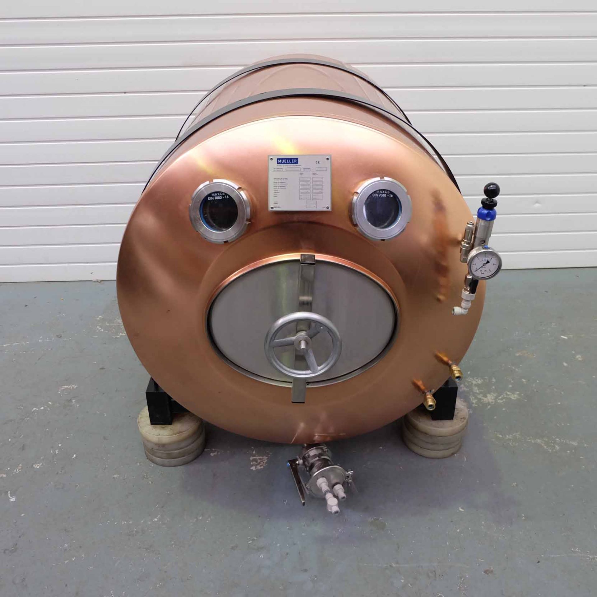 Paul Mueller Ltd. (Missouri USA) Copper Serving Beer Tank. Model 500Ltr. With Self Cooling Bag in Ta