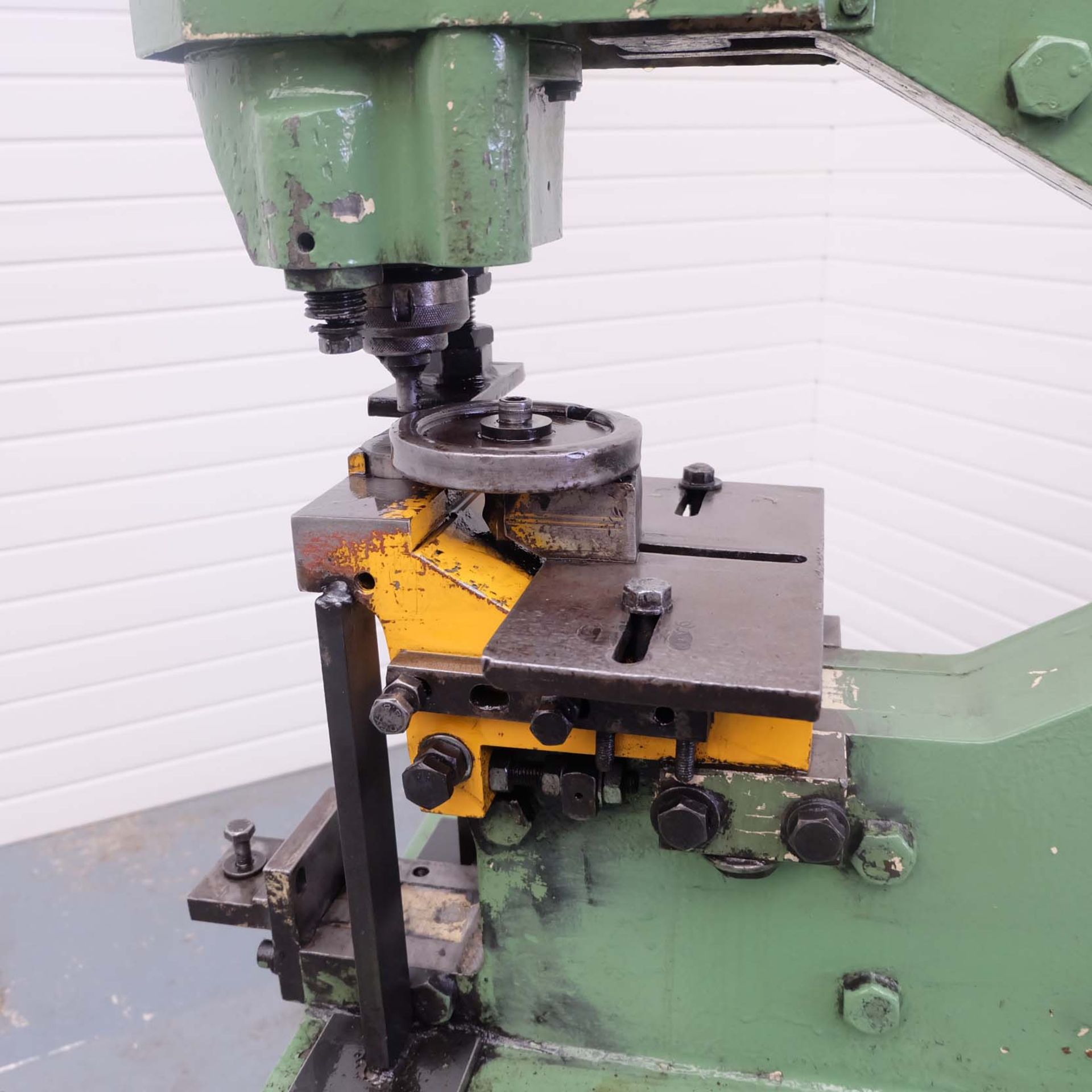 GEKA Puma 55/E - 500 55 Ton Hydraulic Punching Machine. Capacity: 40mm Dia x 10mm. Or: 20mm Dia x 20 - Image 4 of 8