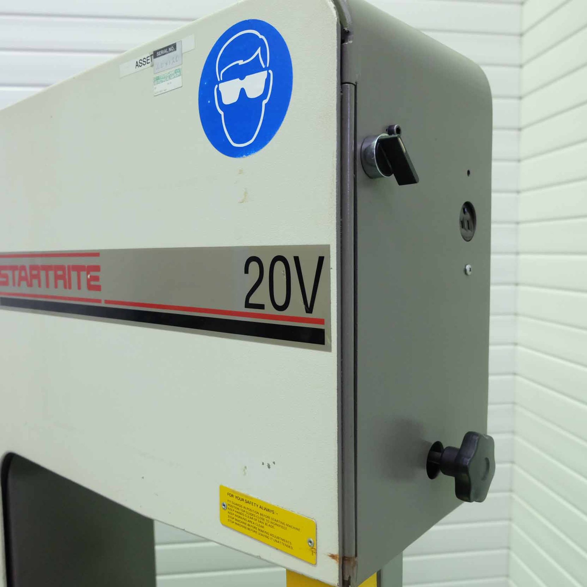 Startrite 20V / UK3 10 Speed Vertical Bandsaw. Throat 20". Daylight 12". Table Size 20 1/2" x 20 1/2 - Bild 7 aus 10