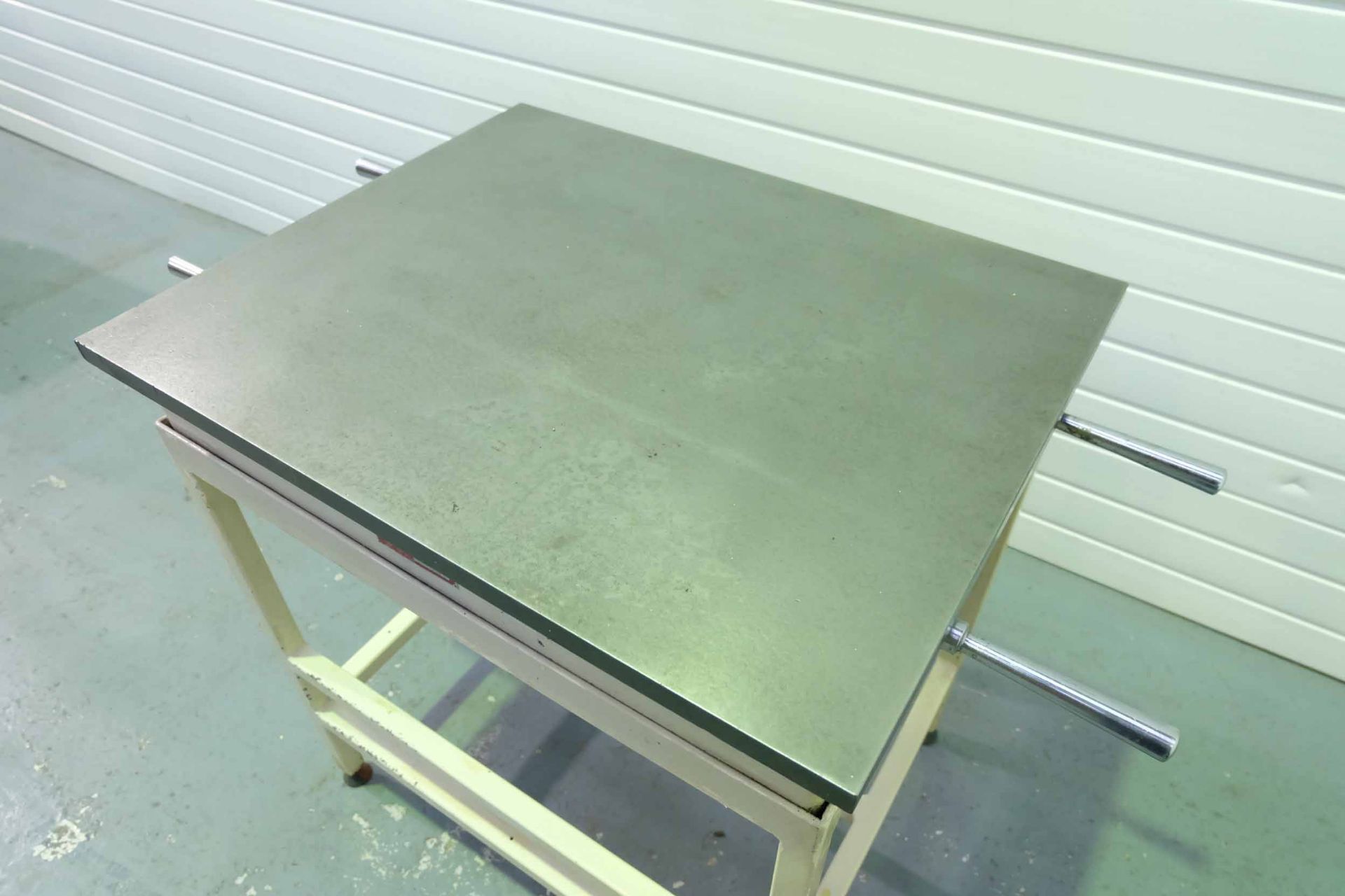 Surface Flatness Cast Iron Surface Plate on Steel Stand. Size 30" x 24". Grade 2. - Image 4 of 7