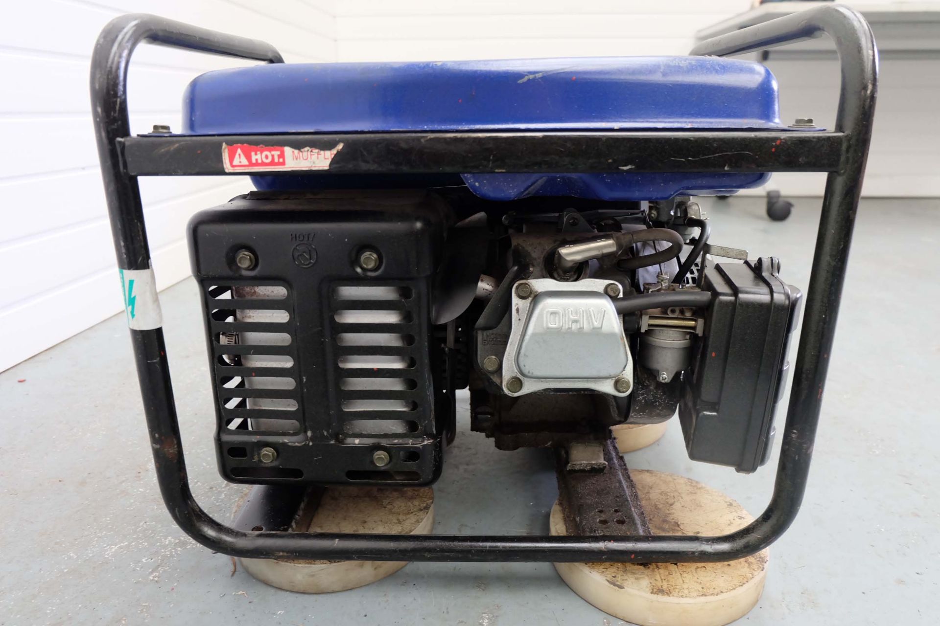 Kobe Model GPP230 Dual Voltage 110/220V Portable Petrol Generator. 2KVA/2KW Continuous Power. 2.3KVA - Image 6 of 7