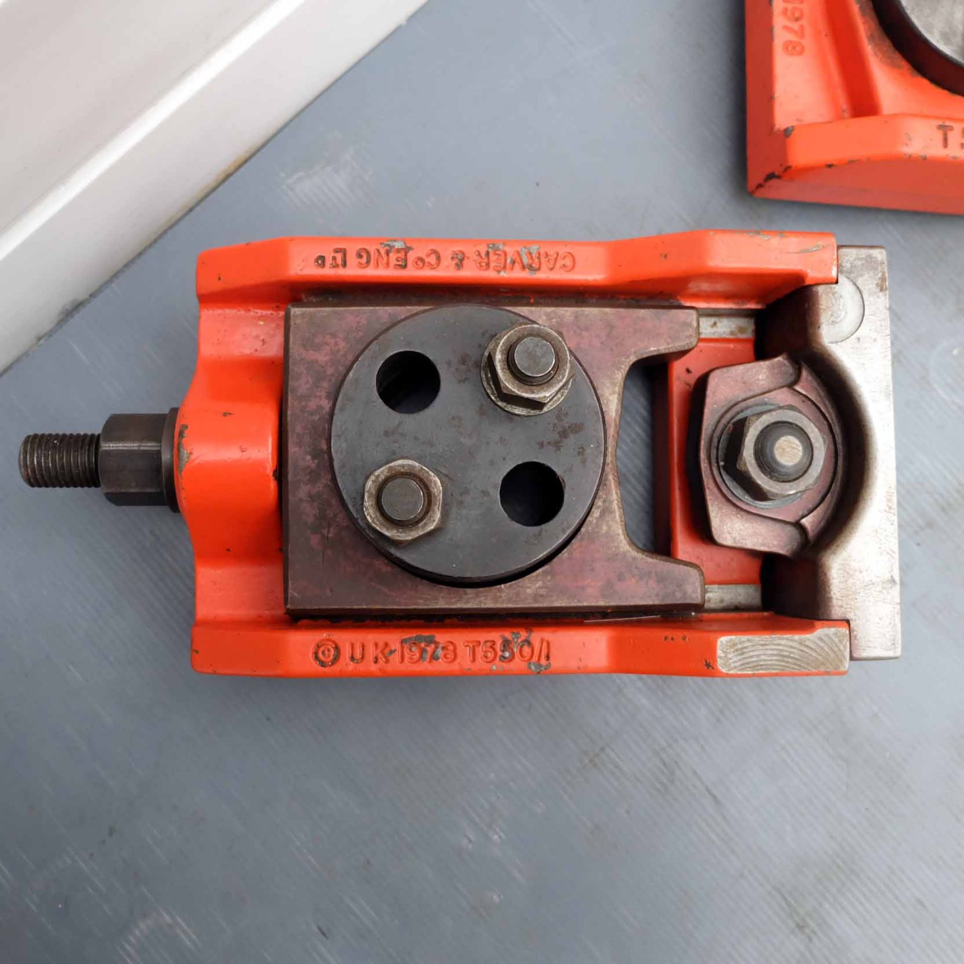 Set of Carver Heavy Duty Machine Clamps. Complete with Tee Bolts. Jaw Width 140mm. Jaw Height 70mm. - Image 4 of 7