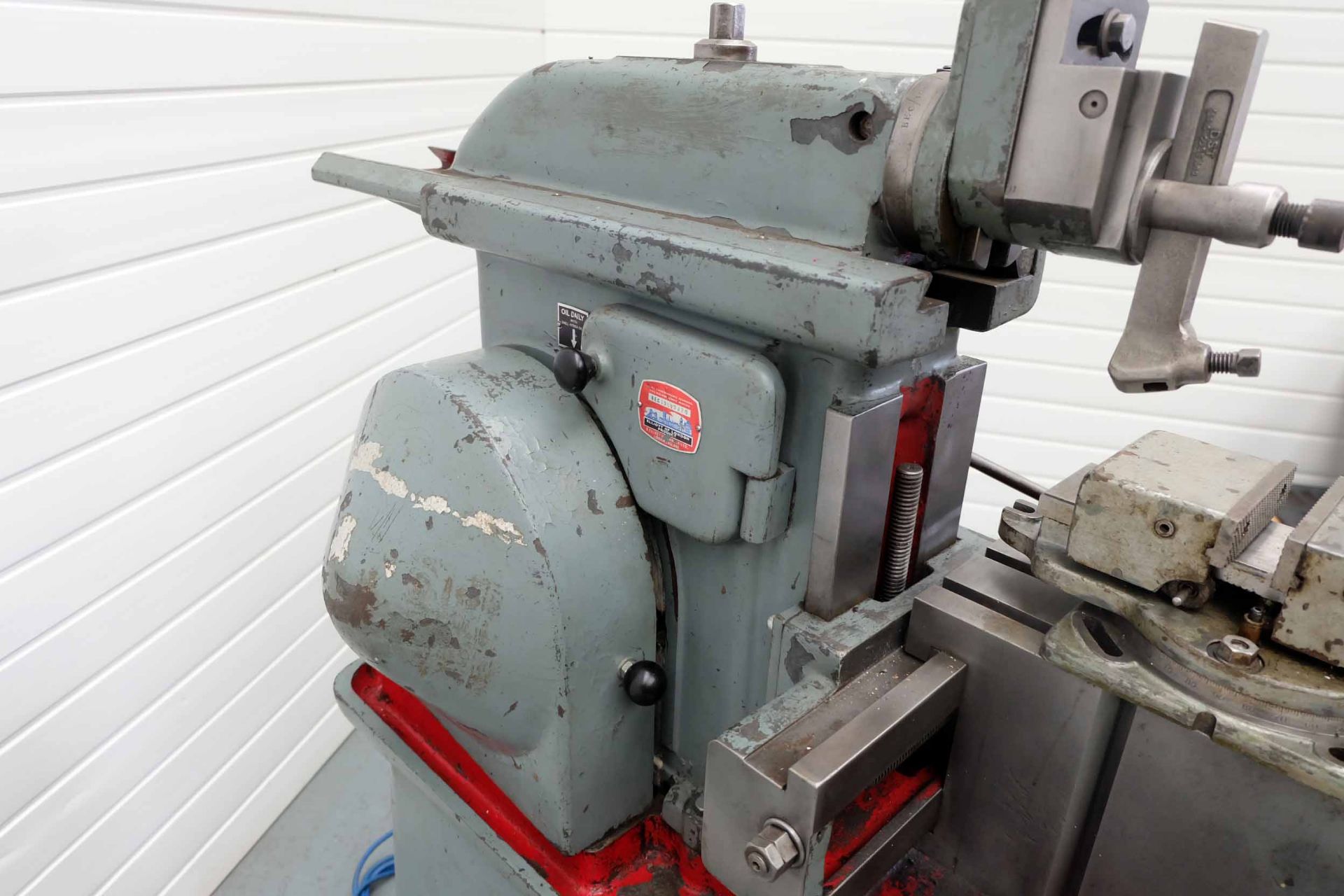 Elliot Alba 1A 10" Shaping Machine. Ram Stroke 10". 2 Speeds 28 & 50 Strokes/Min. Size of Tools 1/2" - Image 5 of 12