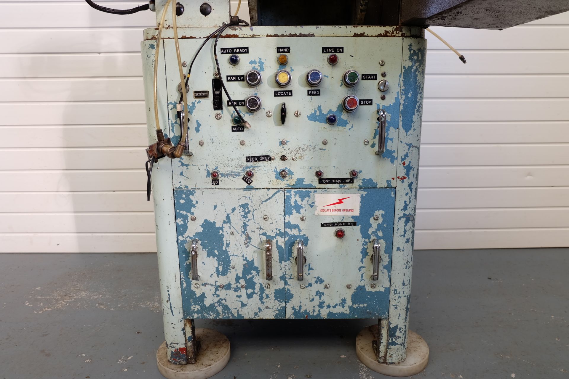 Pilot Works Type 13 Hydraulic Press. Table Size 300mm x 225mm. Throat 160mm. Daylight 180mm. - Bild 9 aus 9