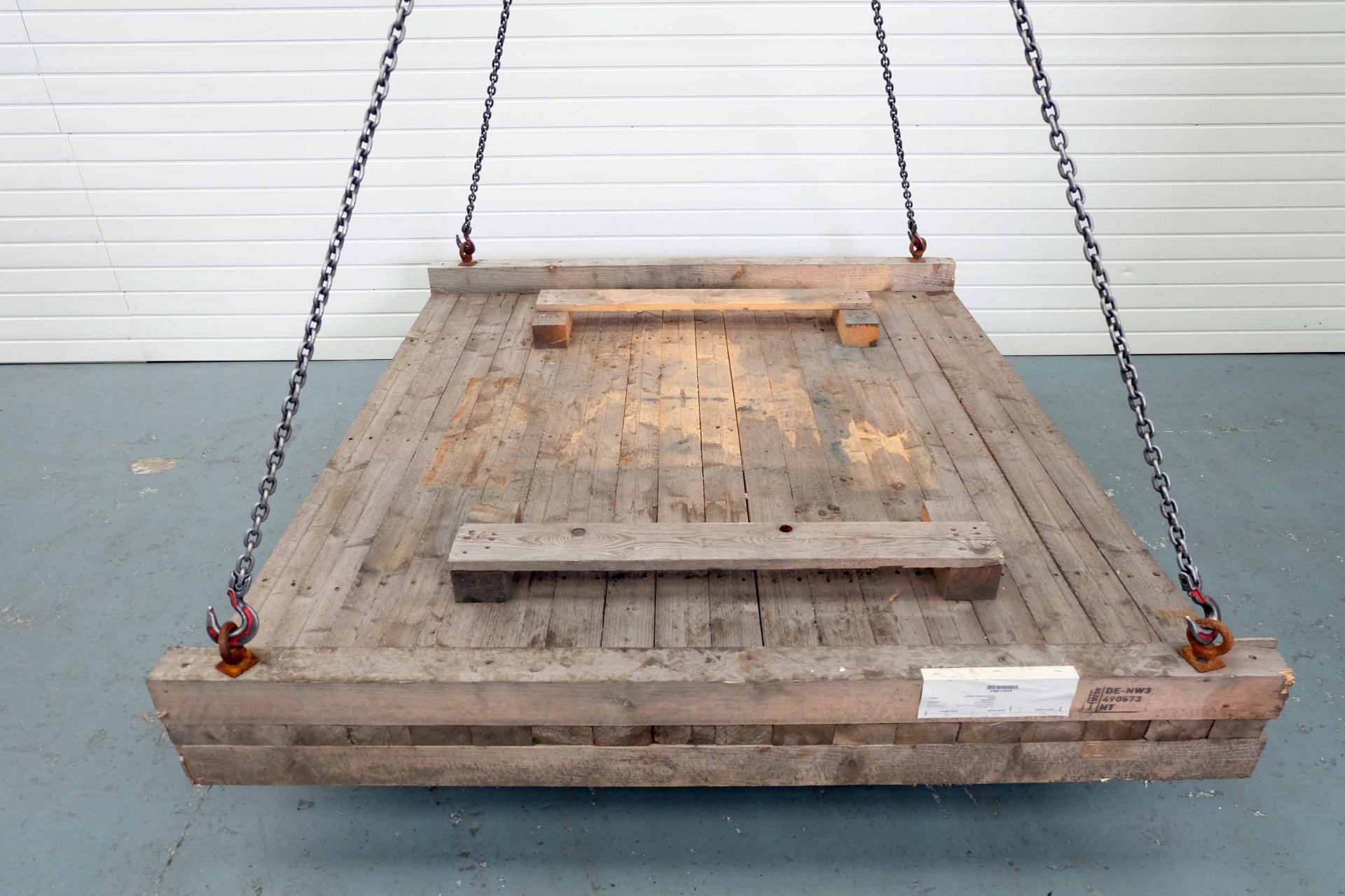 Heavy Duty Wooden Pallet With Four Eye Bolts. Size 1950mm x 1750mm. Made in Germany. (4 Leg Chains N - Image 4 of 5