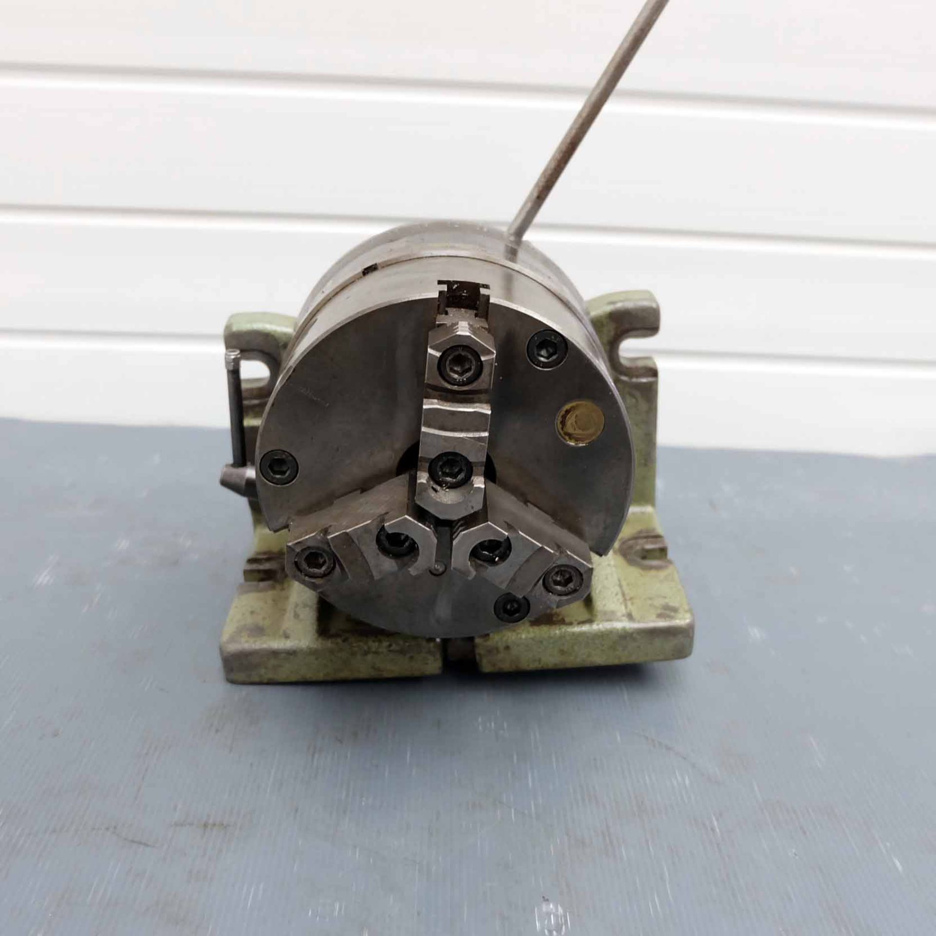 Vertical / Horizontal Indexing Workhead. With 6" 3 Jaw Chuck. Tailstock. - Image 2 of 11