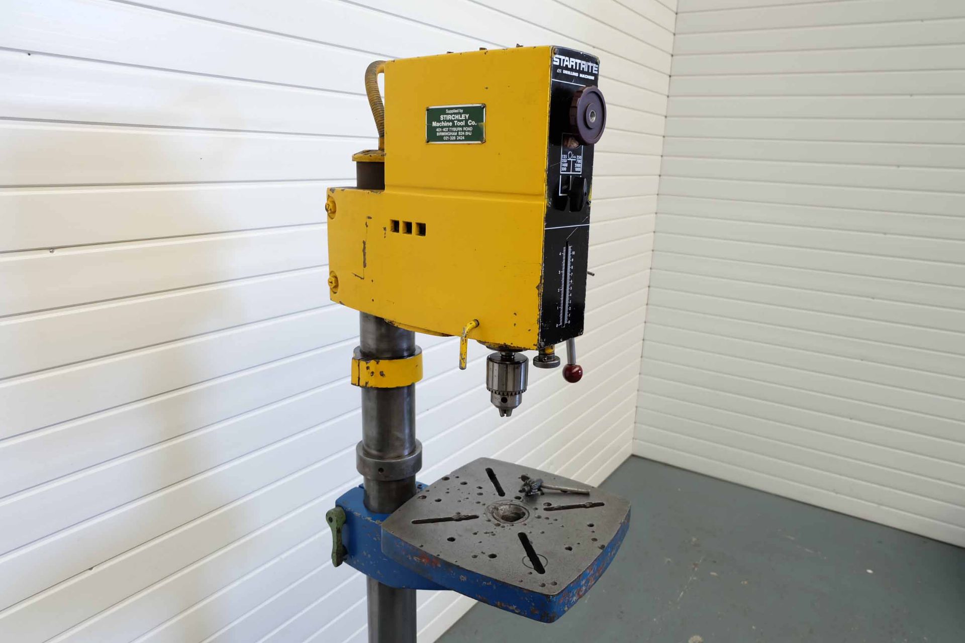 Startrite EFI Pillar Drill. Spindle Taper No.3 Morse. Spindle Speeds 125 - 2800rpm. Drilling Chuck C - Bild 8 aus 9