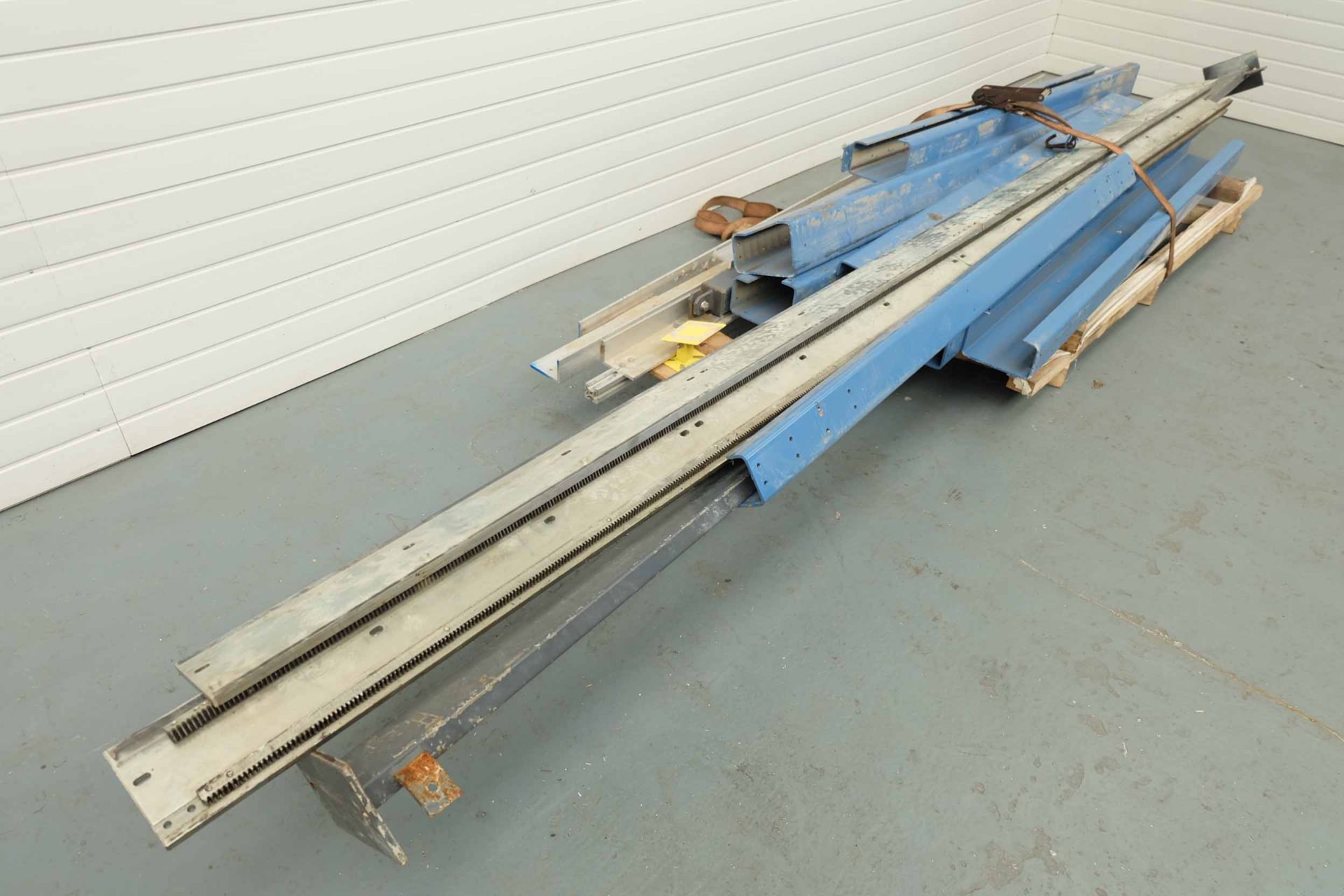 Tiger Stop Type TSL Automated Bar Feeder. Rack Length 14 Meters. With 22 Meters of Roller Conveyor. - Image 16 of 24